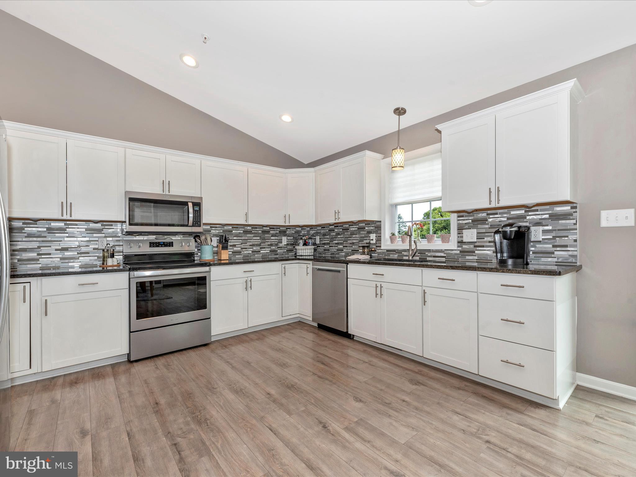 ELK RIDGE - Residential