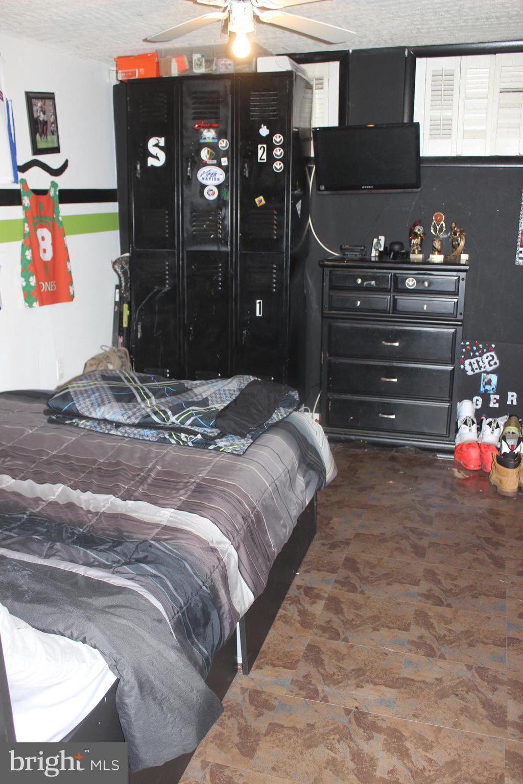 EASTFIELD - Residential Lease