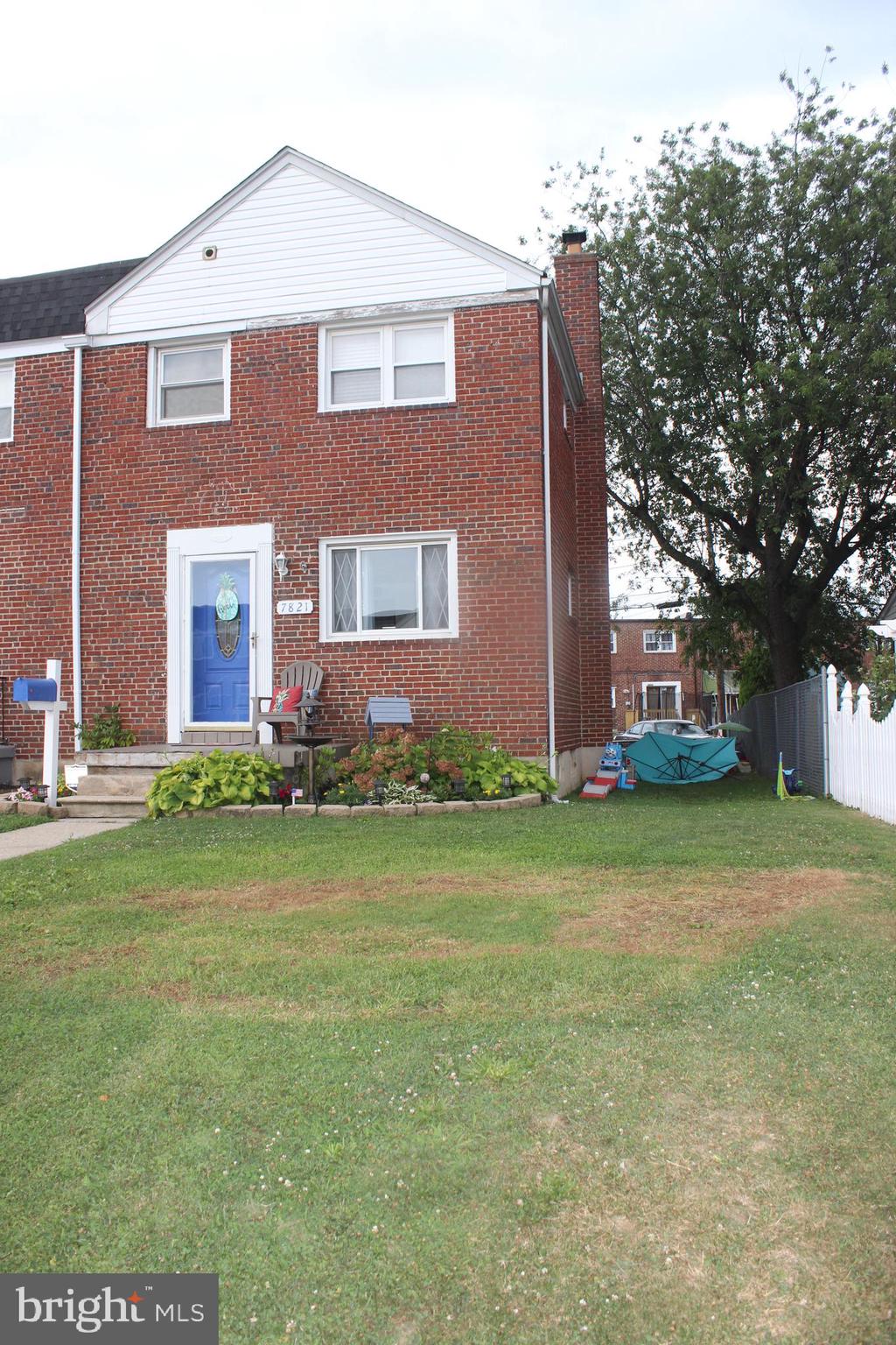 EASTFIELD - Residential Lease