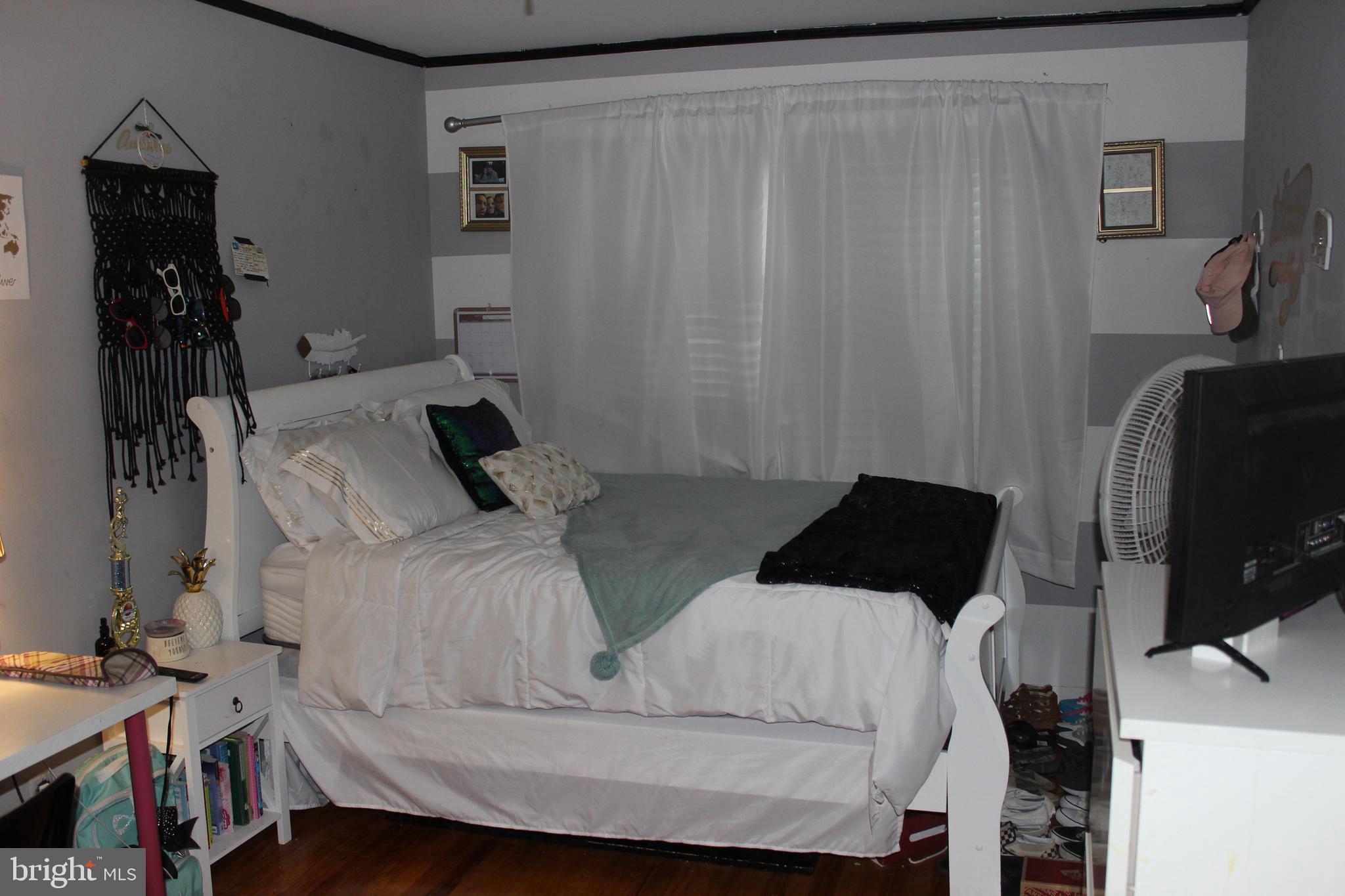 EASTFIELD - Residential Lease