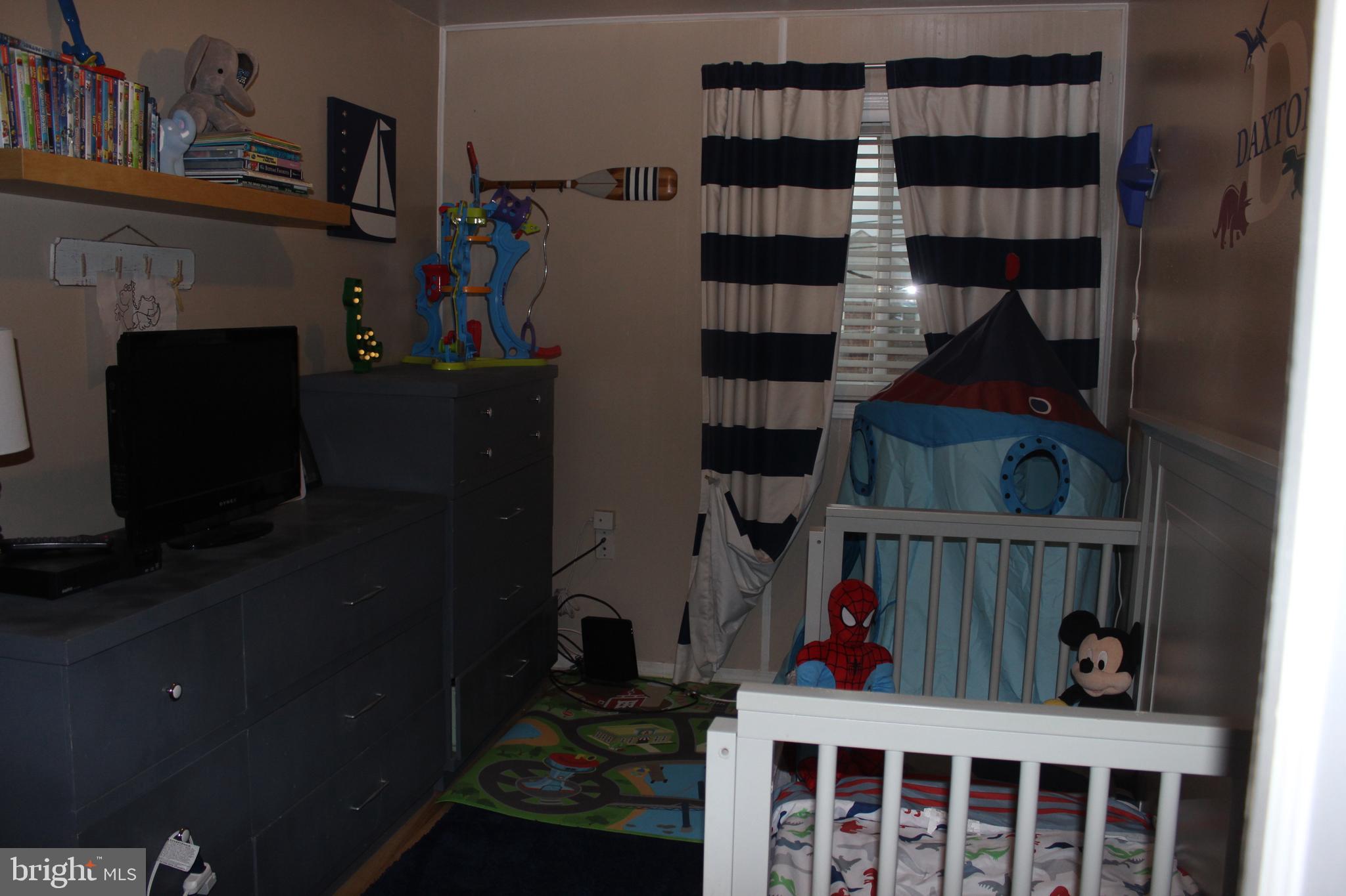 EASTFIELD - Residential Lease