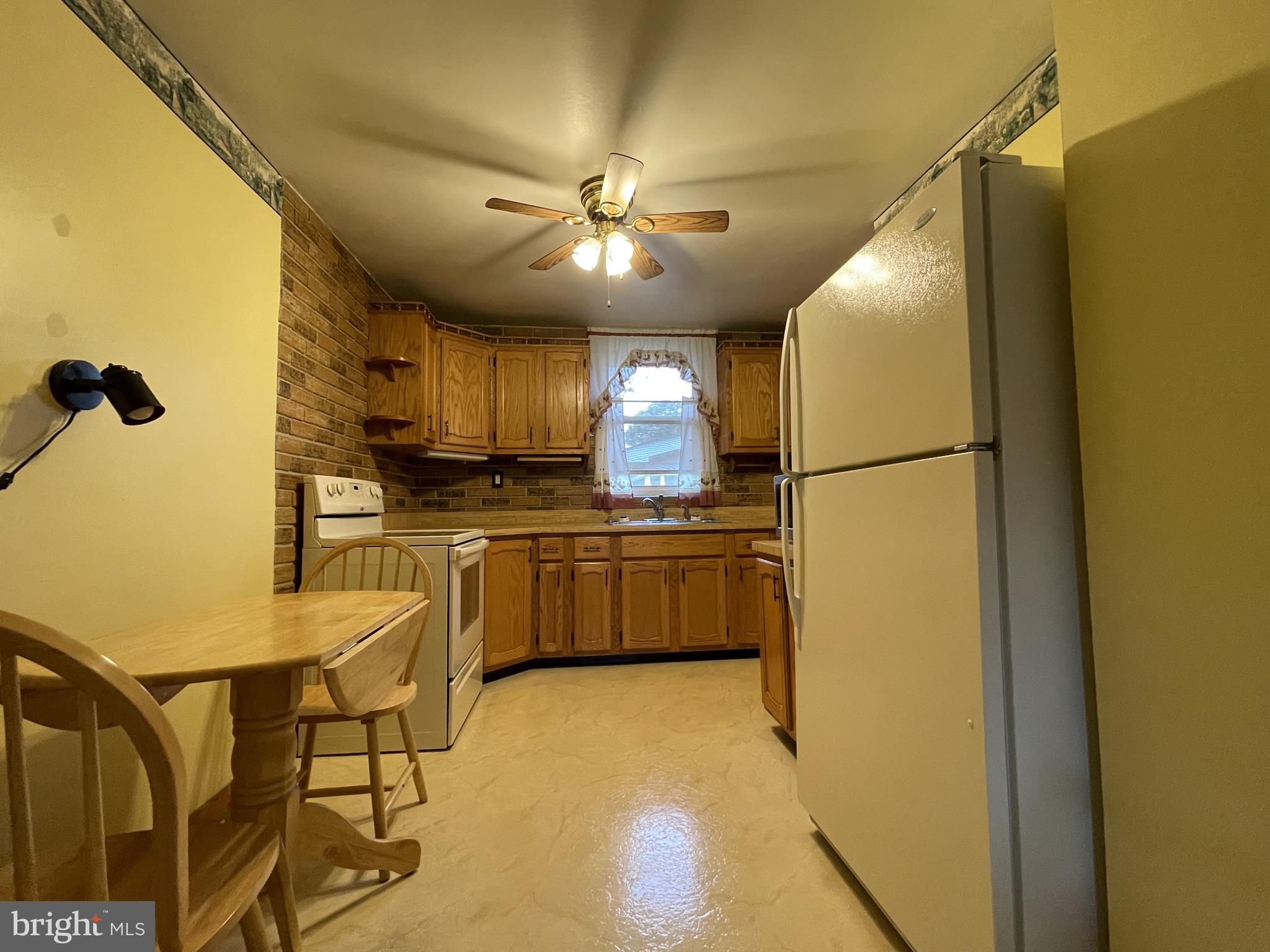 MAPLESIDE - Residential