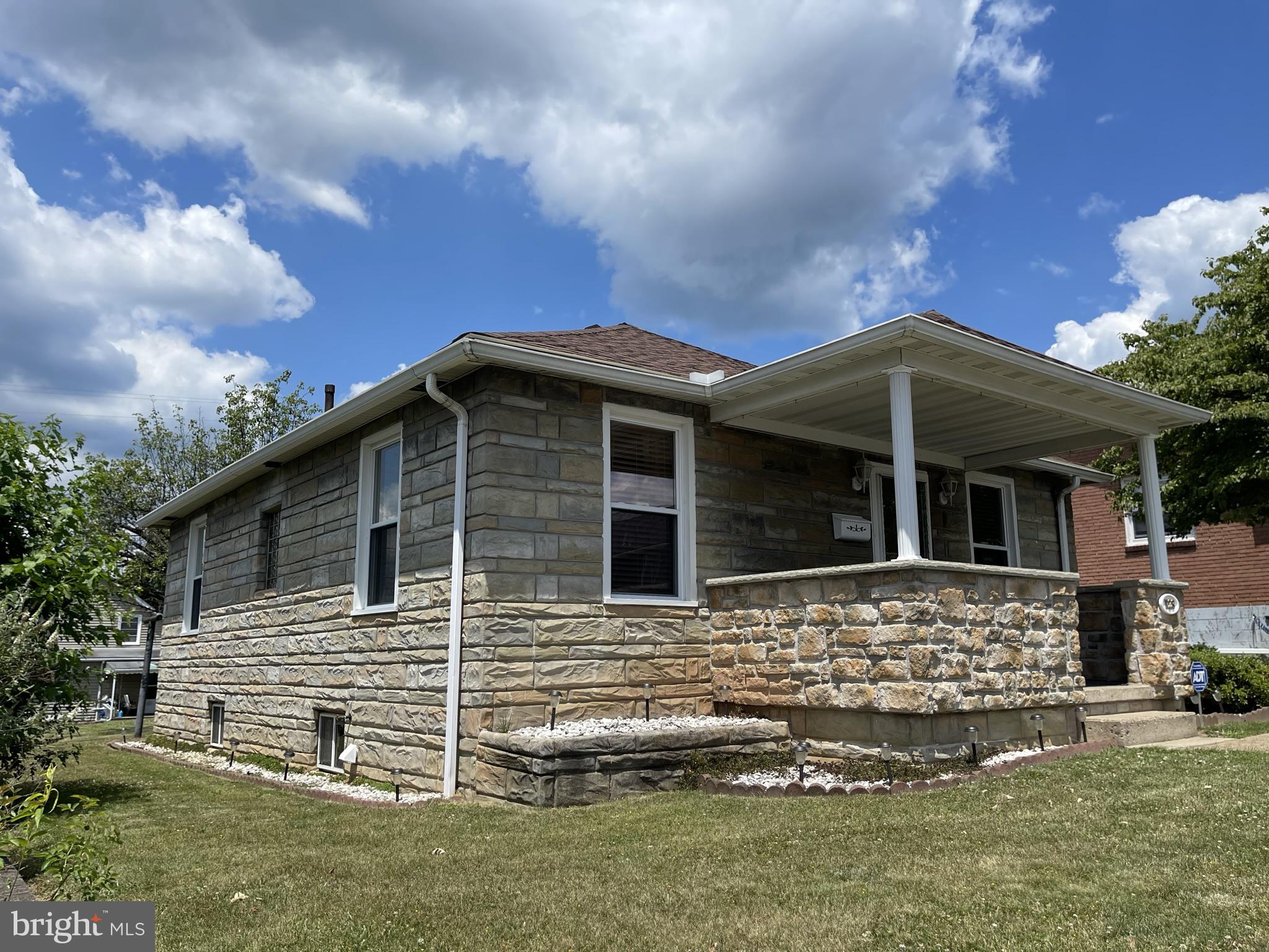 MAPLESIDE - Residential