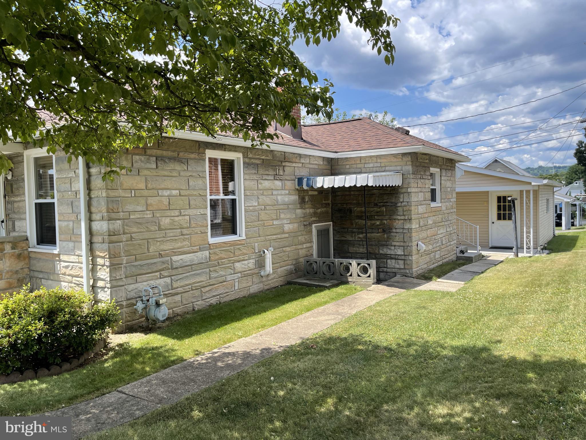 MAPLESIDE - Residential