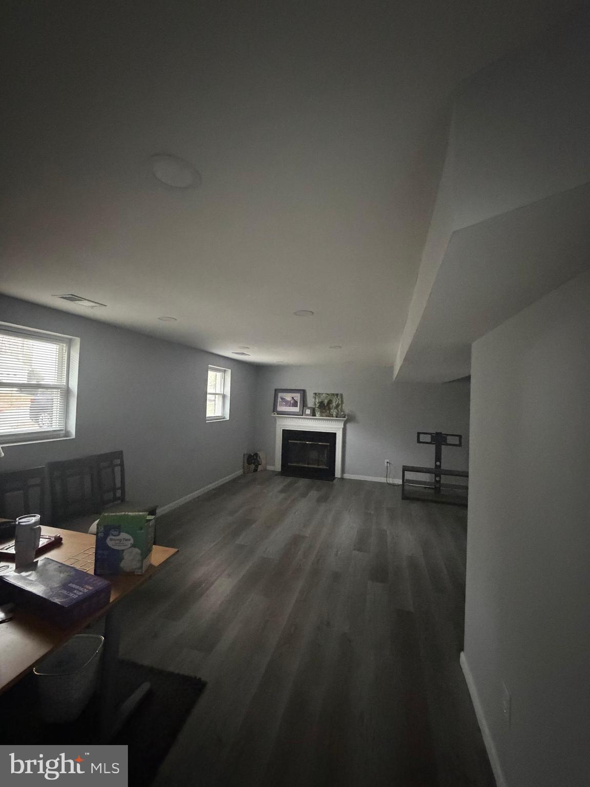 WHITE OAK MANOR - Residential