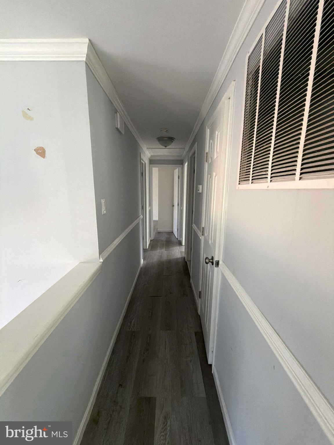 WHITE OAK MANOR - Residential