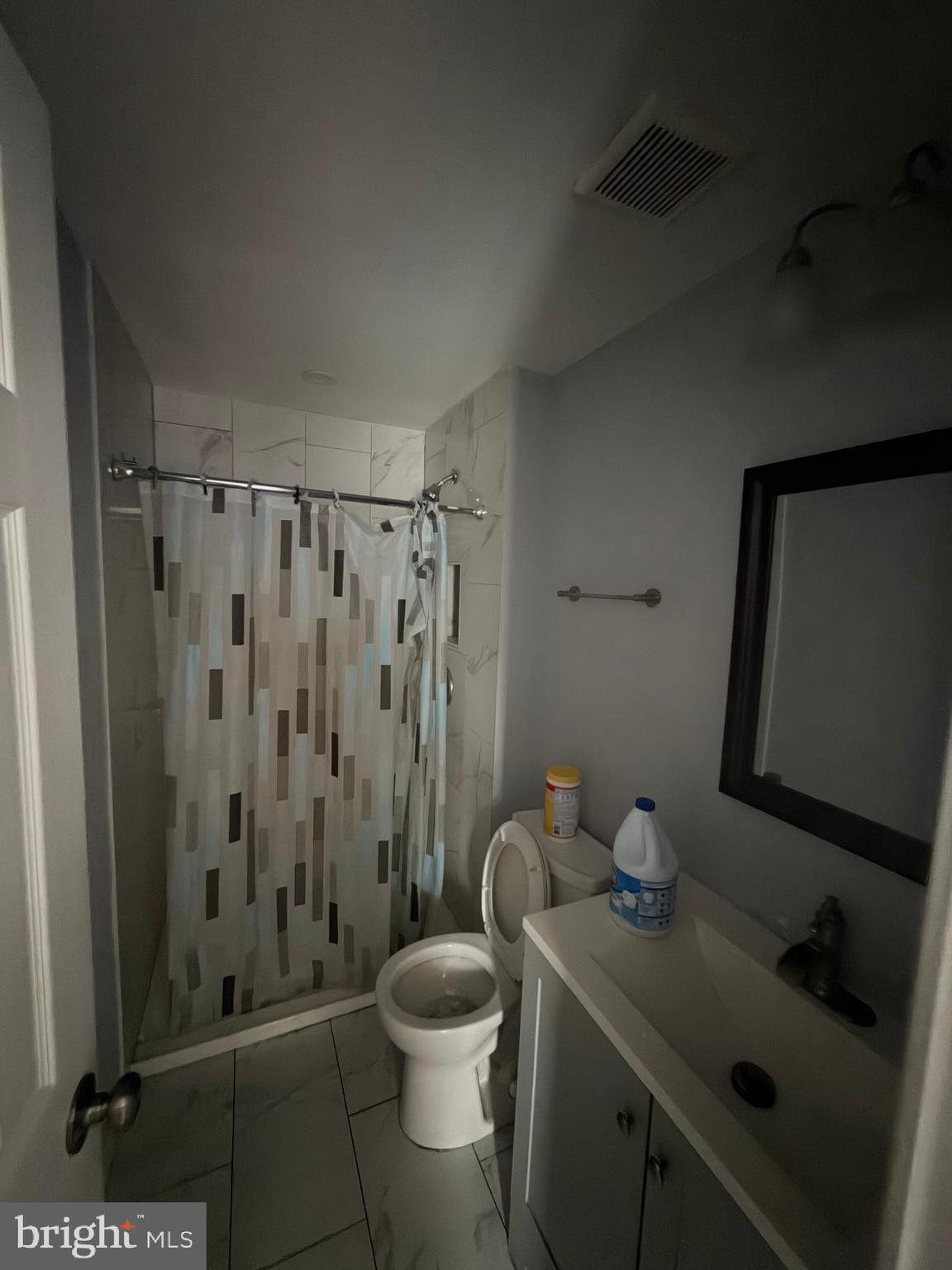 WHITE OAK MANOR - Residential