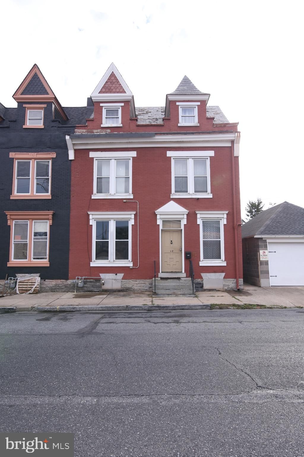 Photo of 12 N 5th St, LEBANON, PA 17046 (MLS # PALN2023062)