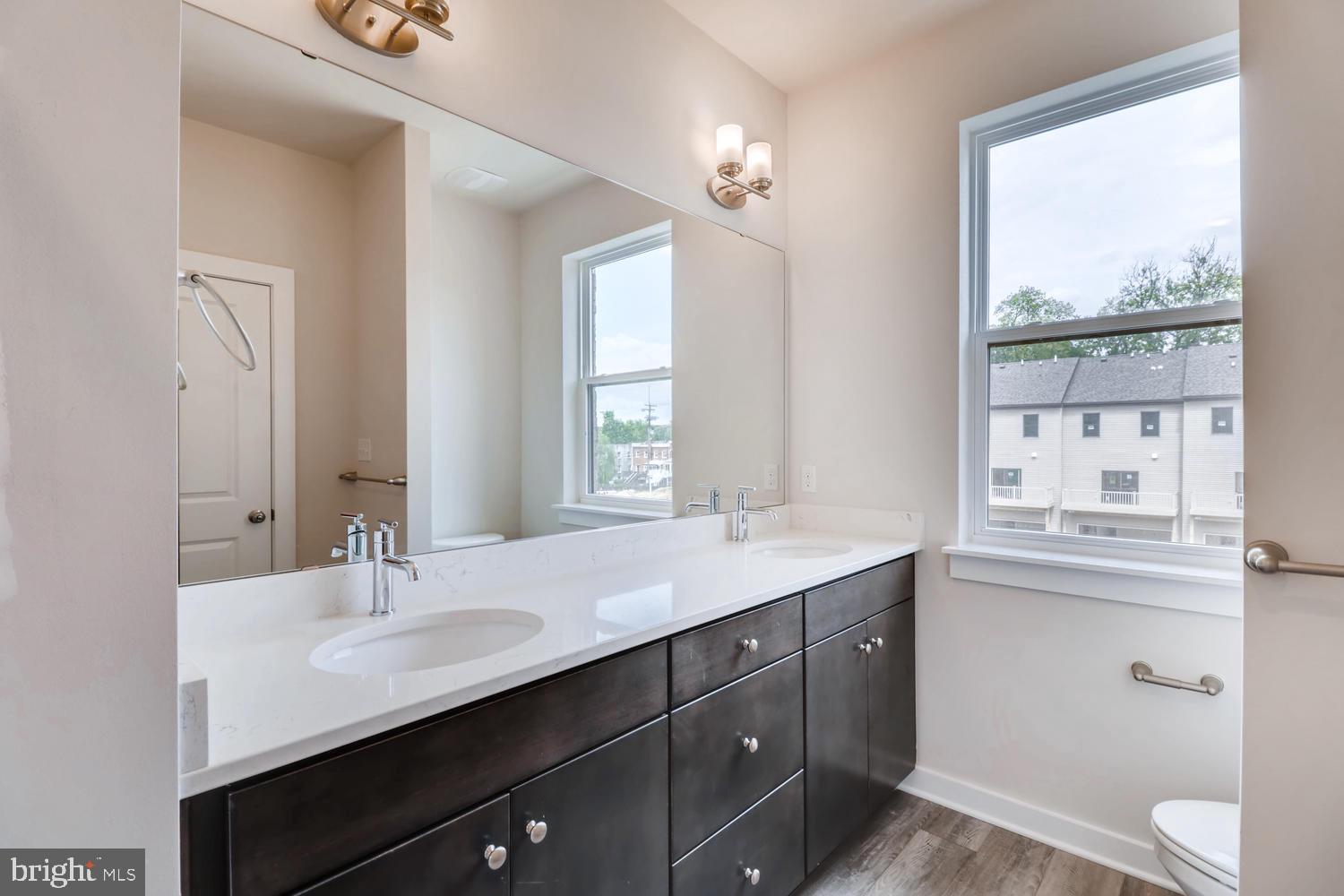 WOODMORE - Residential