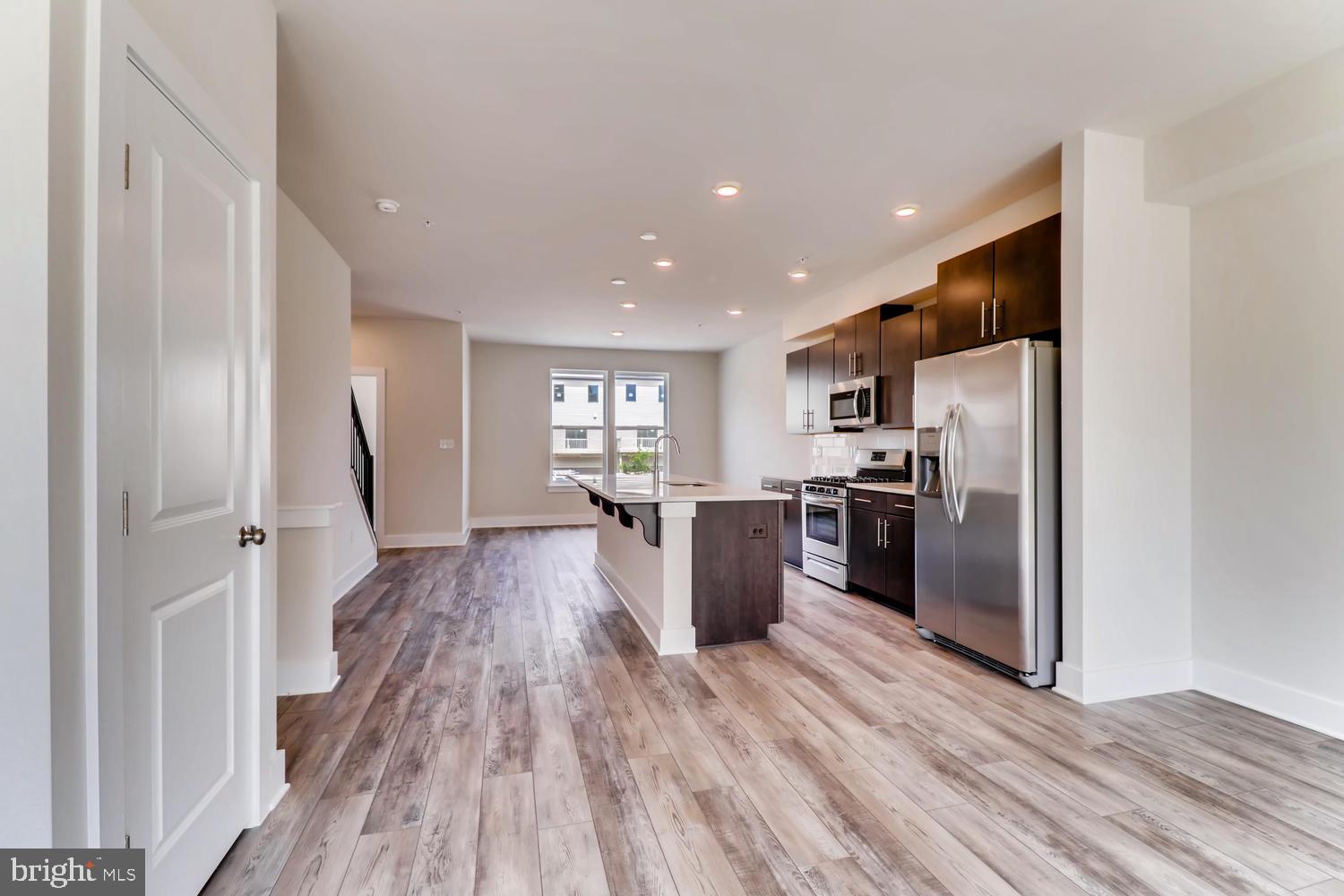 WOODMORE - Residential