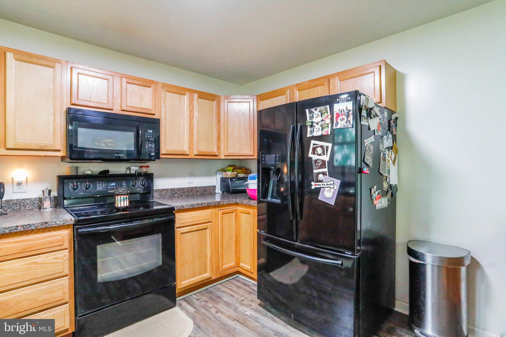 MIDDLE CREEK MANOR - Residential