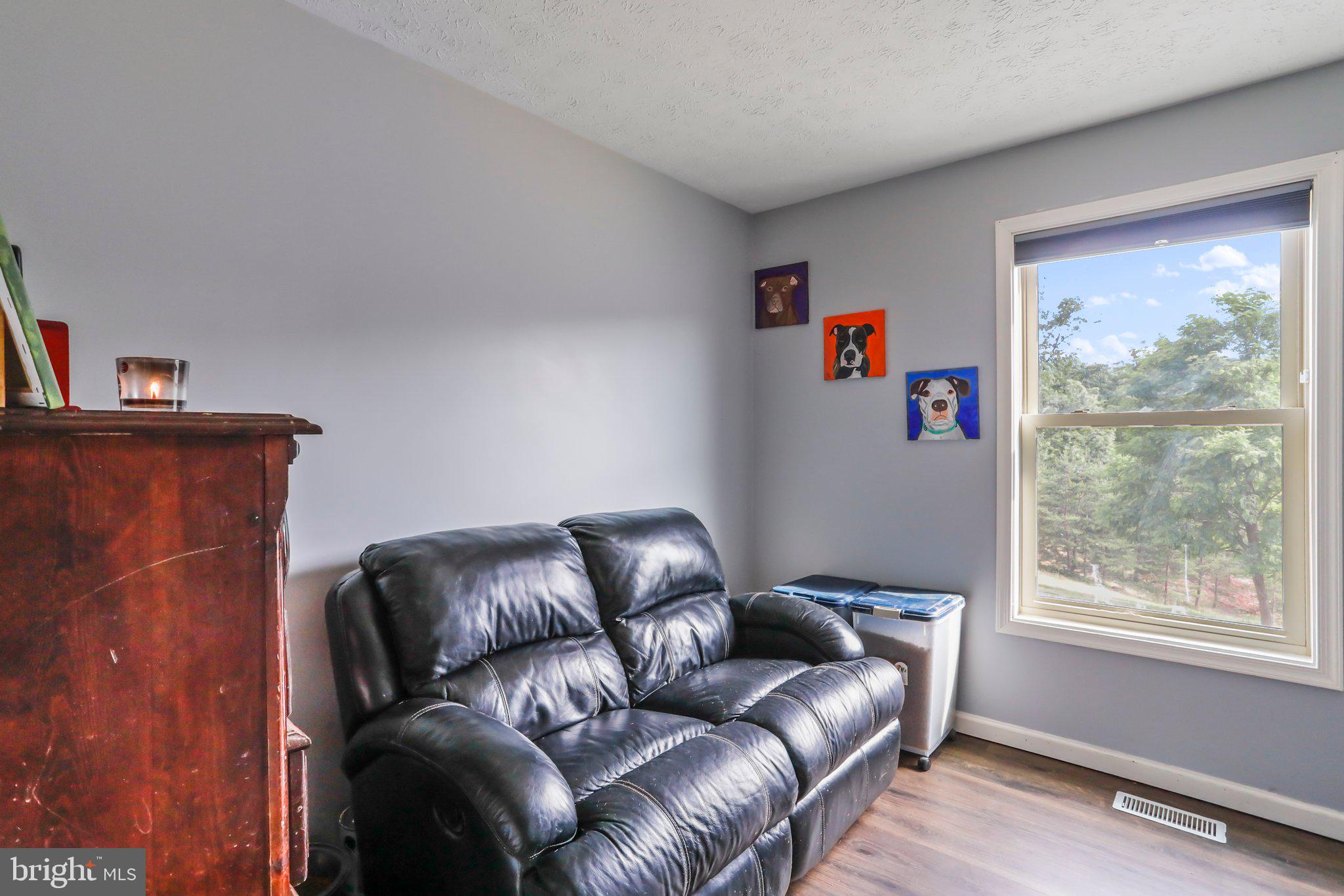 MIDDLE CREEK MANOR - Residential