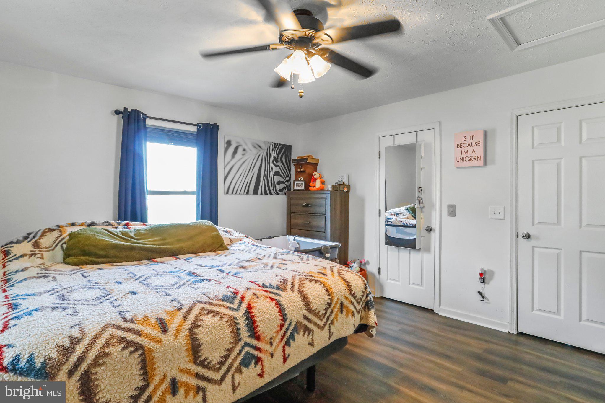 MIDDLE CREEK MANOR - Residential