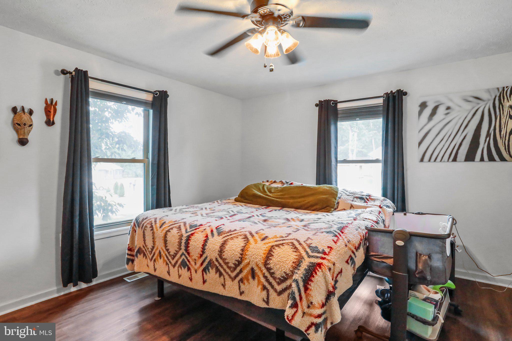 MIDDLE CREEK MANOR - Residential