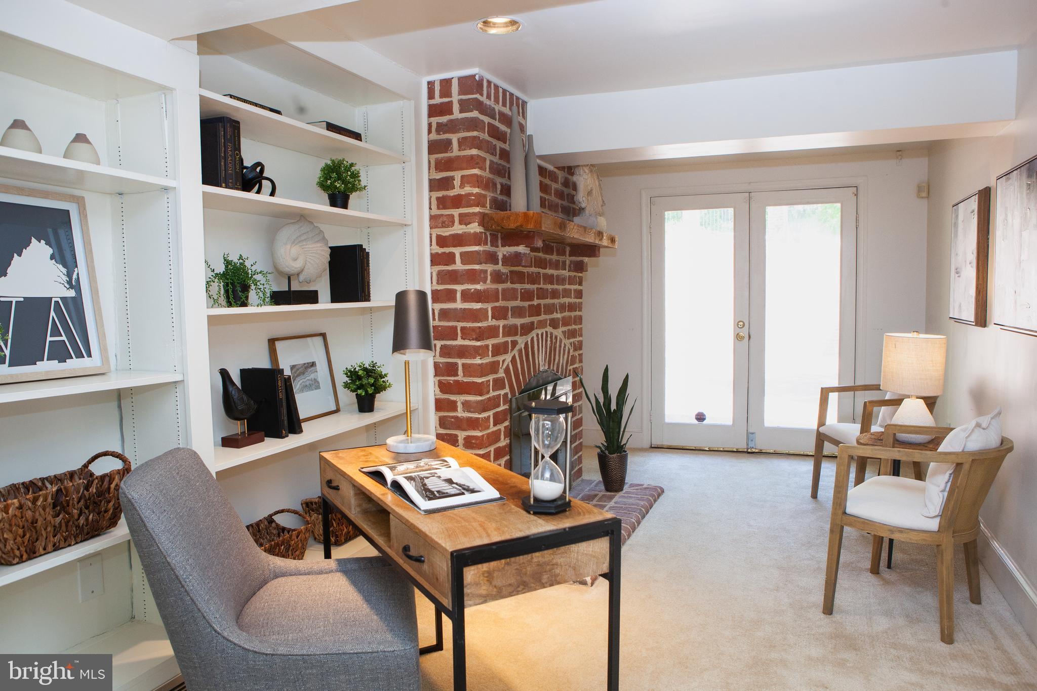 ANDALUSIA ON THE POTOMAC - Residential