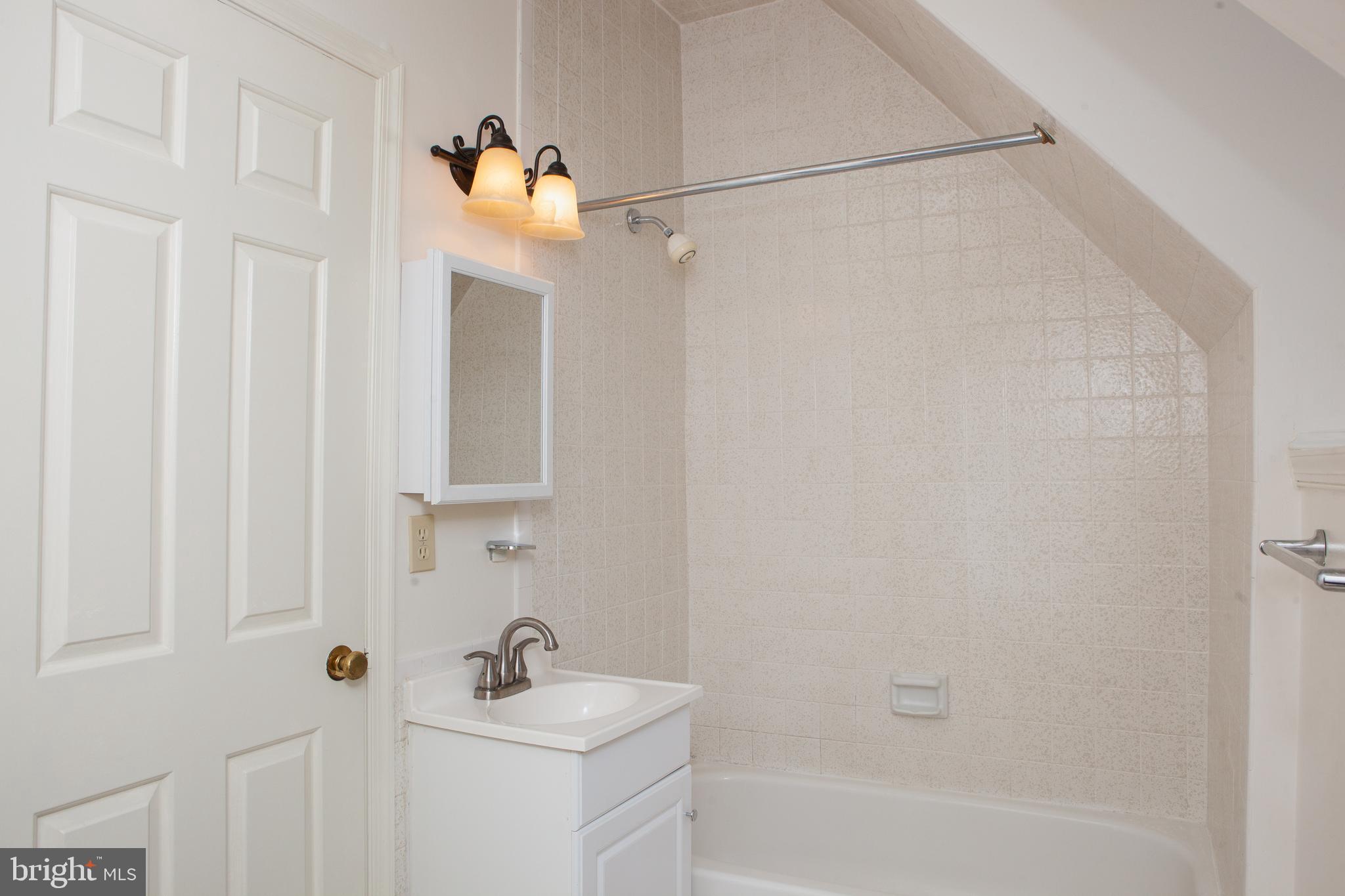 ANDALUSIA ON THE POTOMAC - Residential