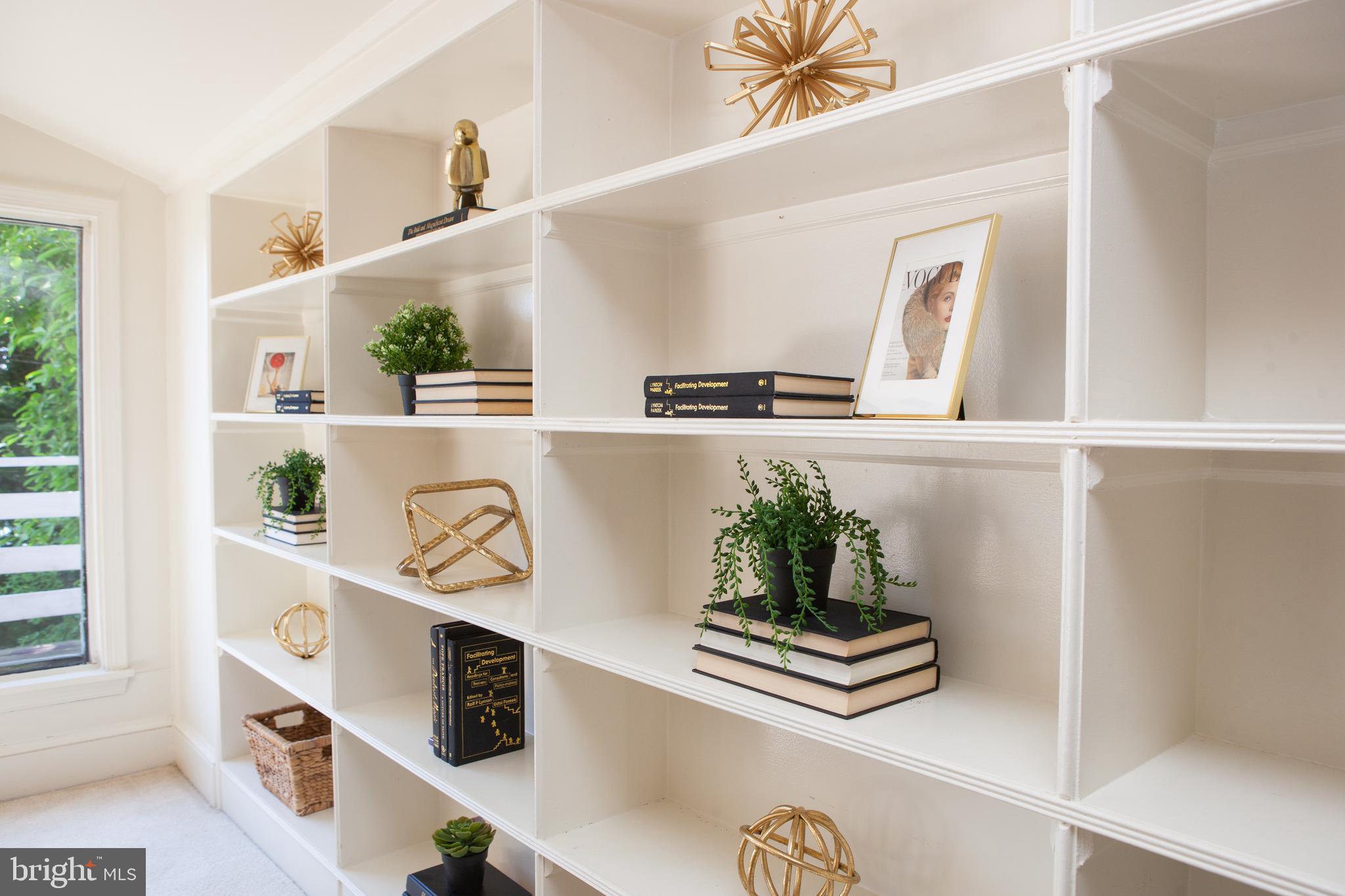 ANDALUSIA ON THE POTOMAC - Residential