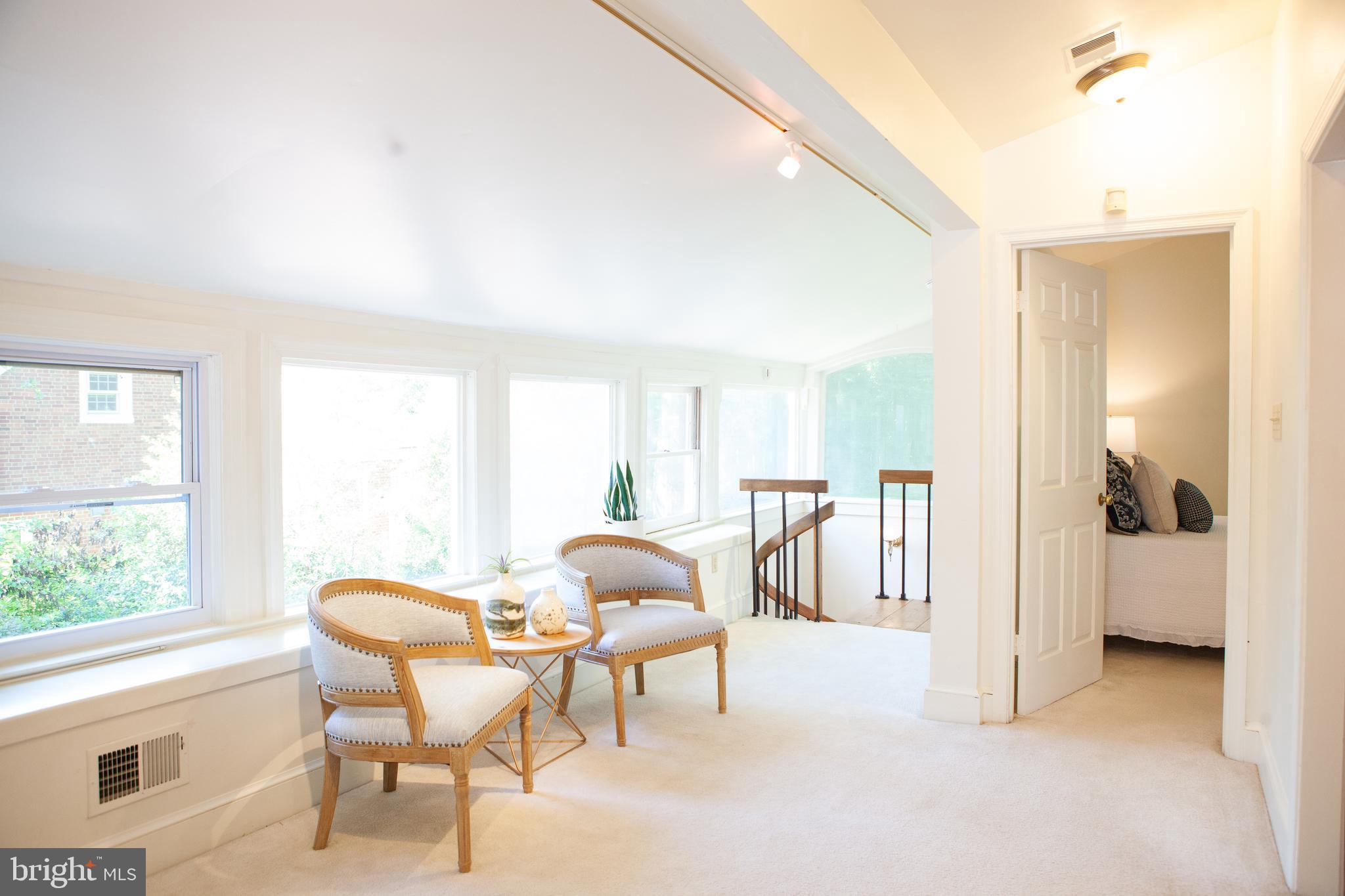 ANDALUSIA ON THE POTOMAC - Residential