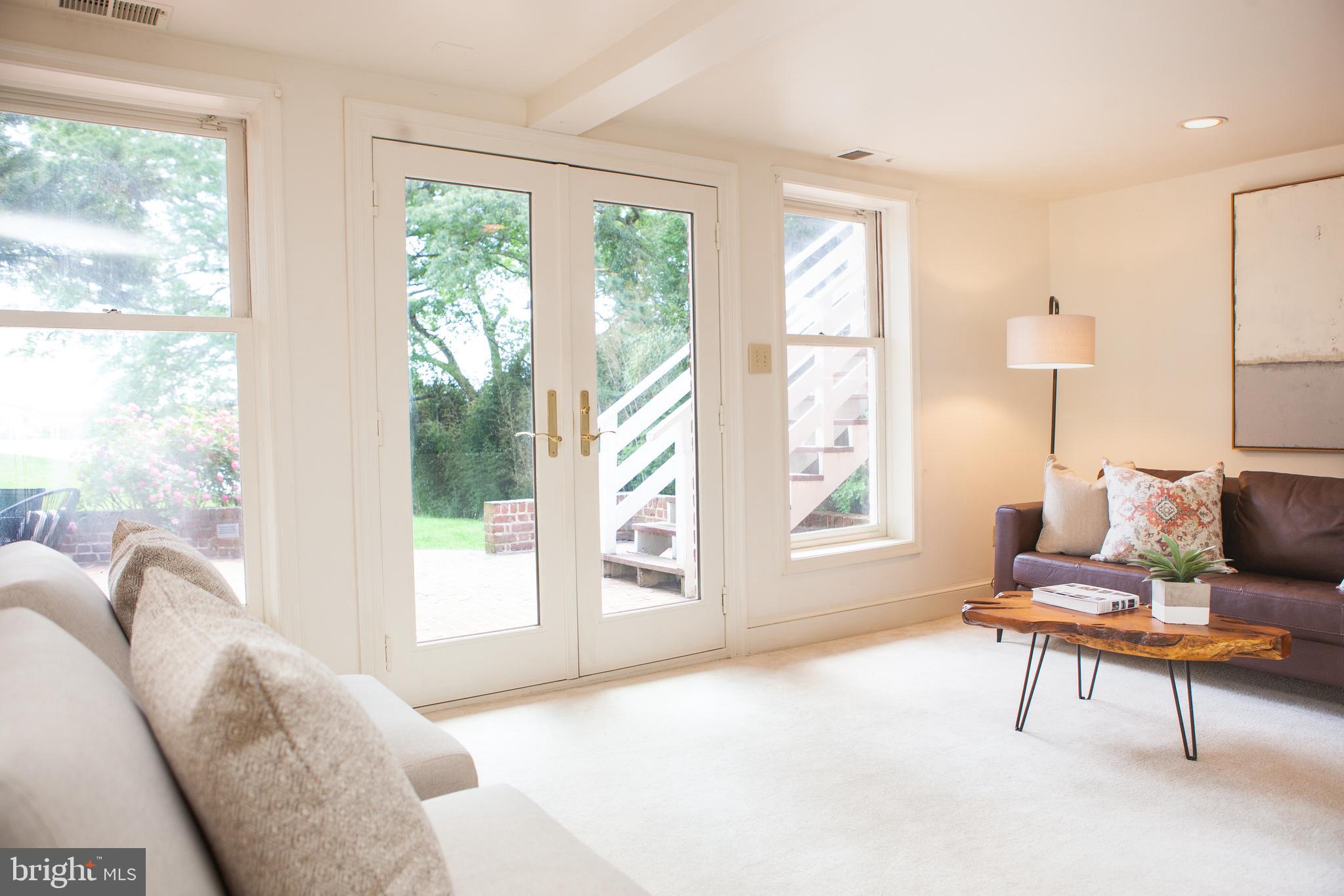 ANDALUSIA ON THE POTOMAC - Residential