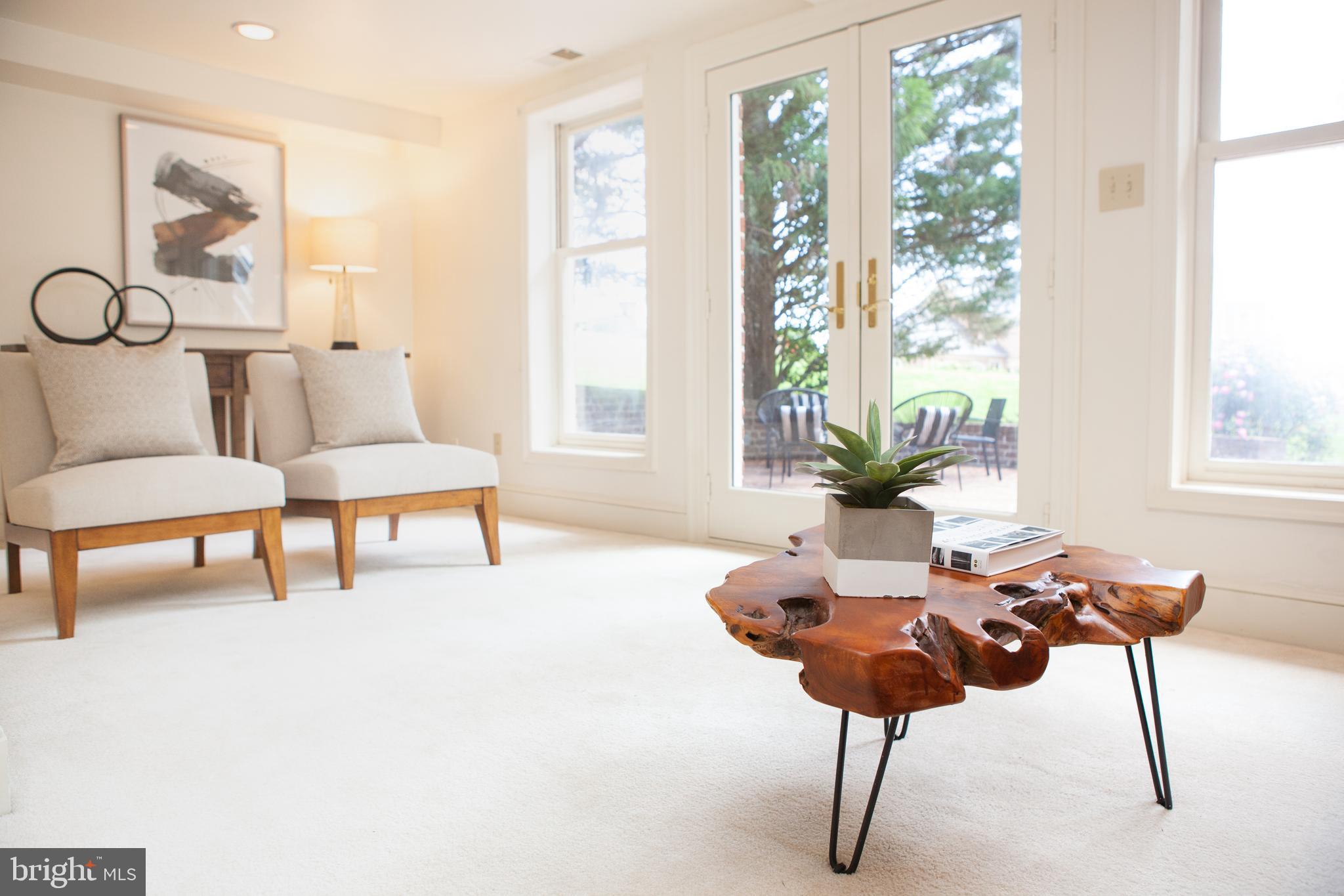 ANDALUSIA ON THE POTOMAC - Residential