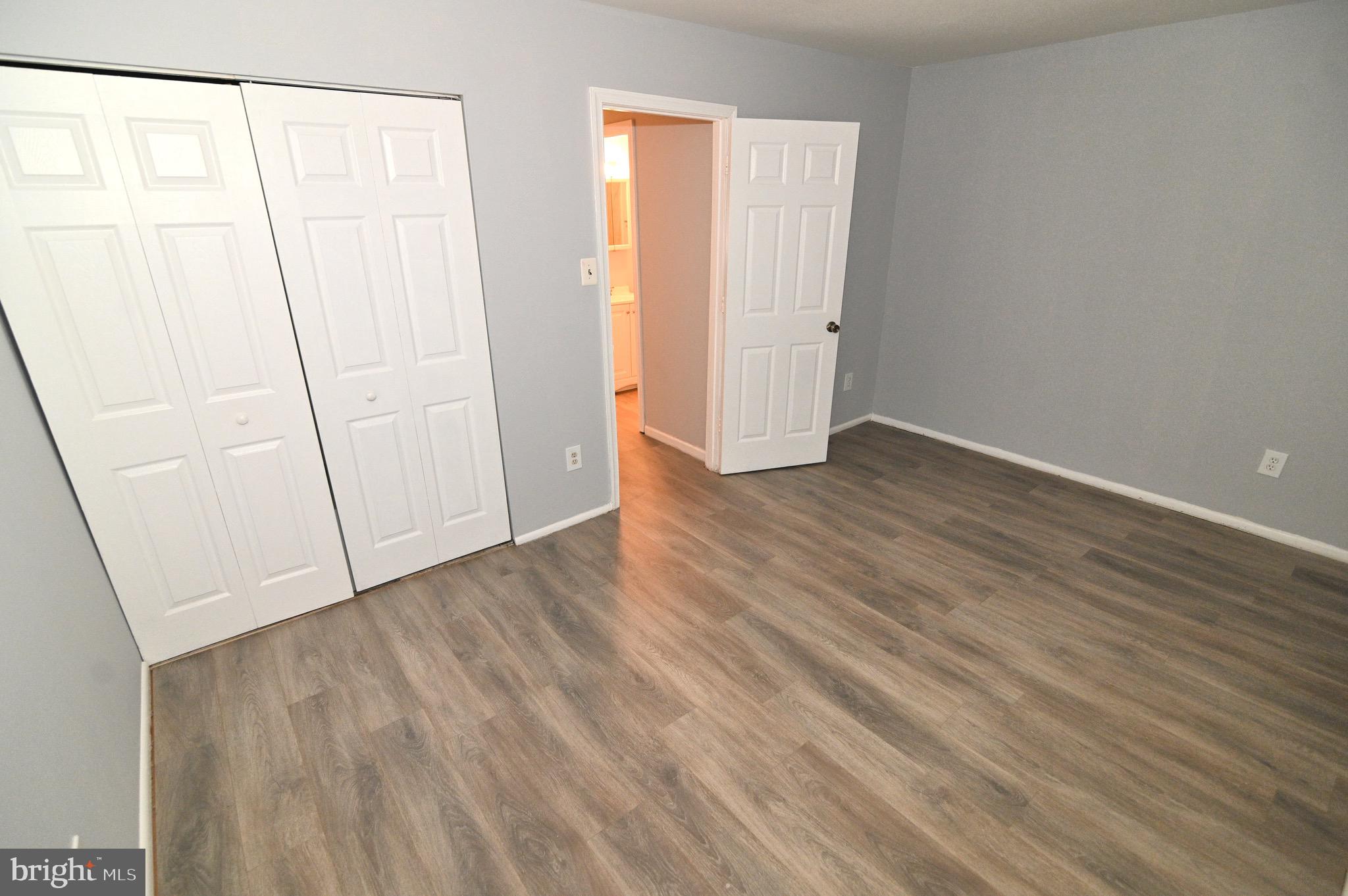 OAK MANOR TWN HSE CONDO - Residential Lease