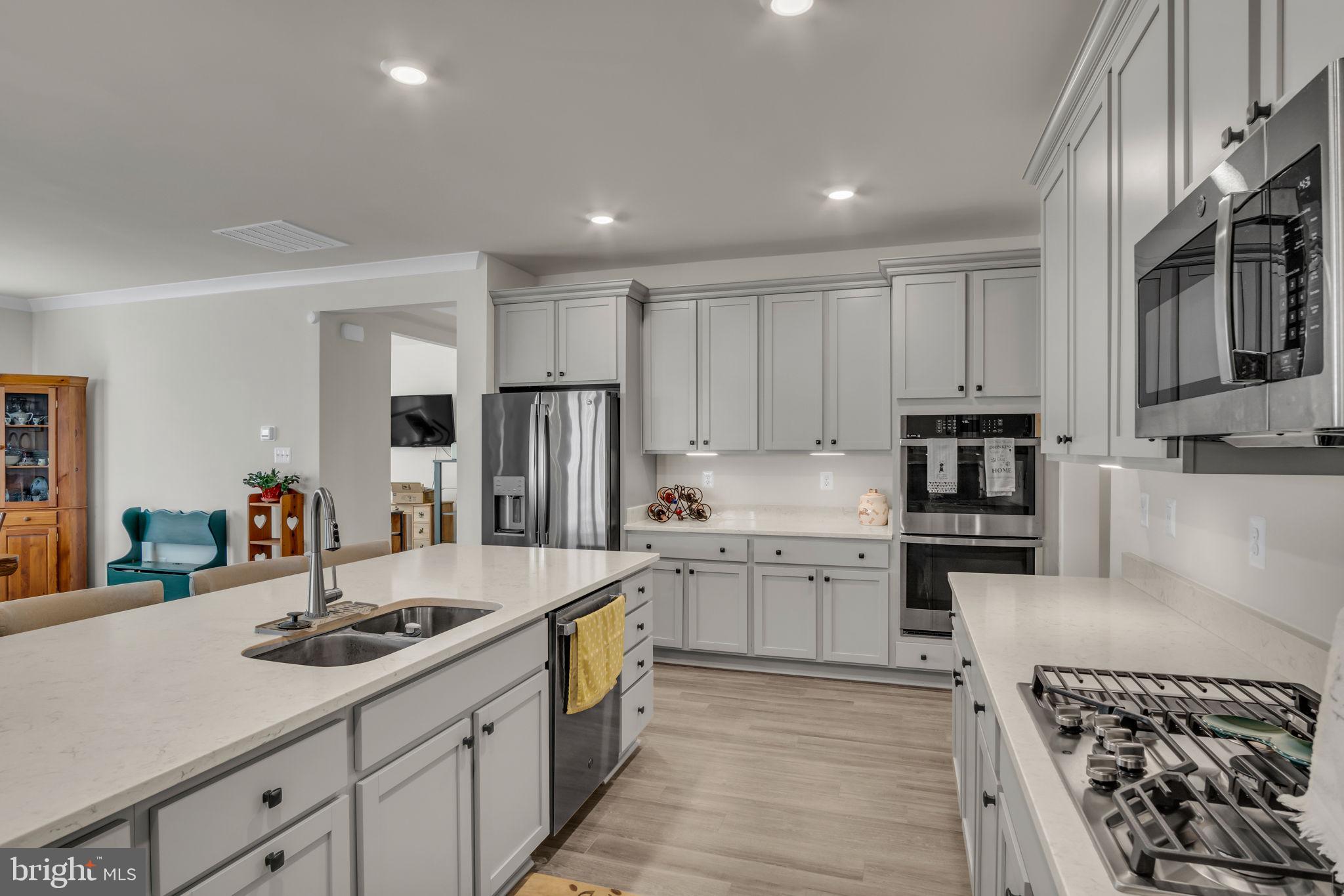 294 RUSTIC WOOD DRIVE