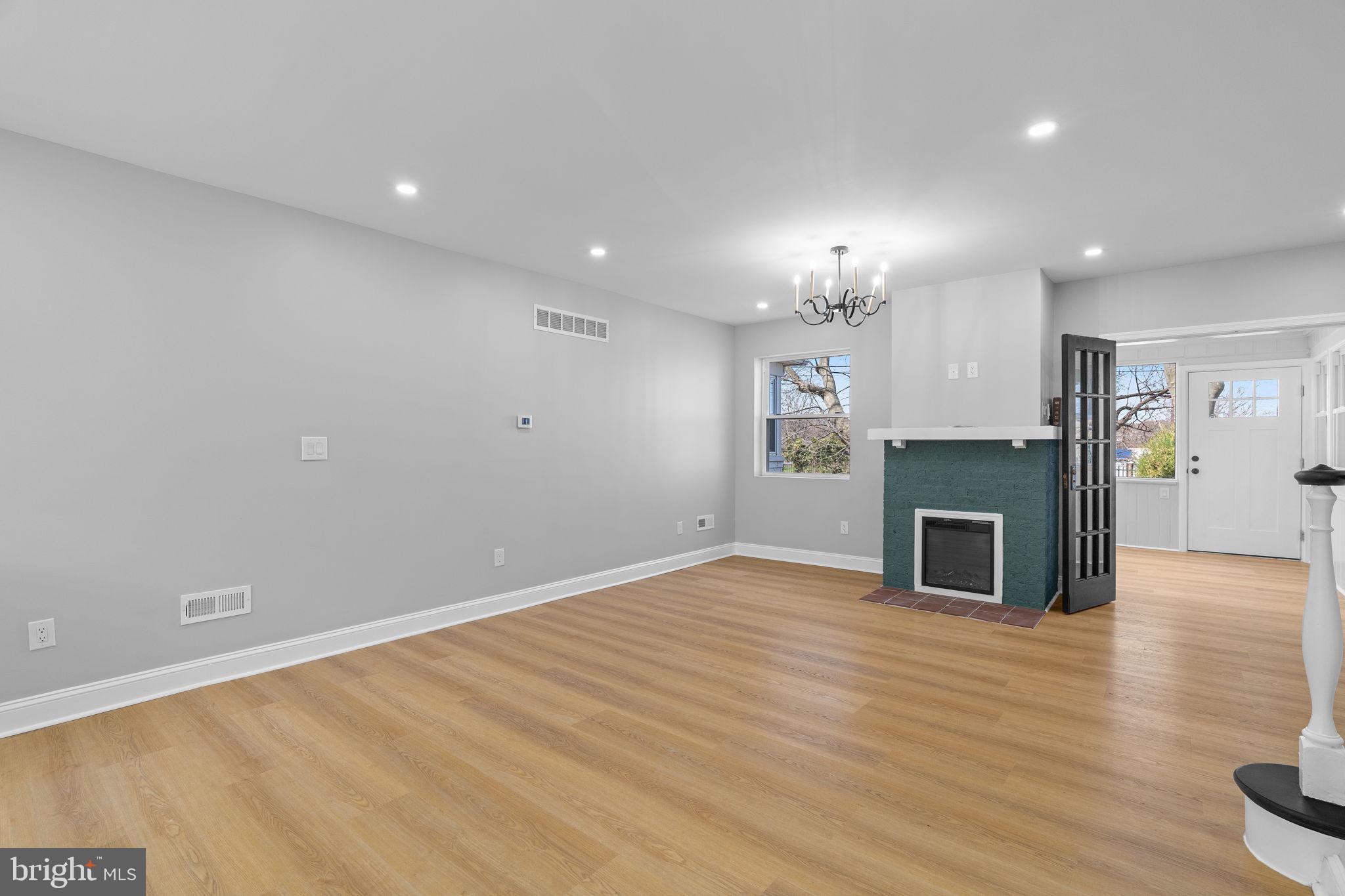 WYNNEFIELD - Residential