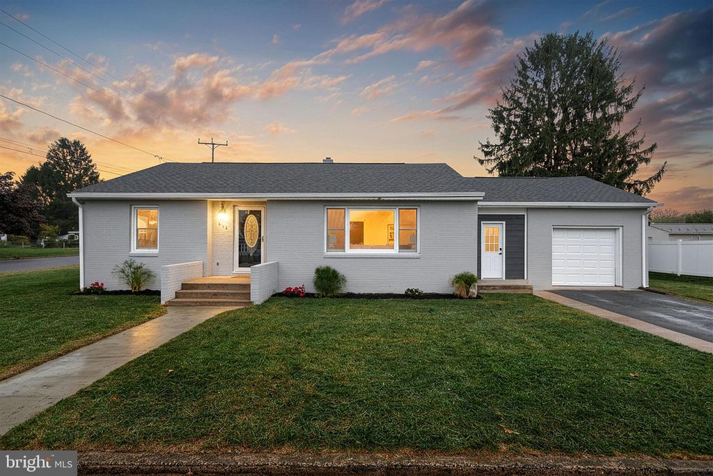 Photo of 611 Prospect Ave, SHIPPENSBURG, PA 17257 (MLS # PAFL2030266)