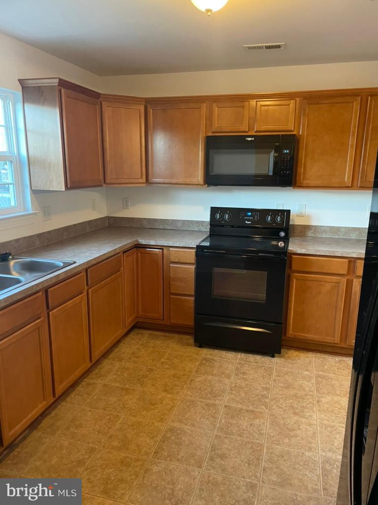 CATTAIL CROSSING - Residential