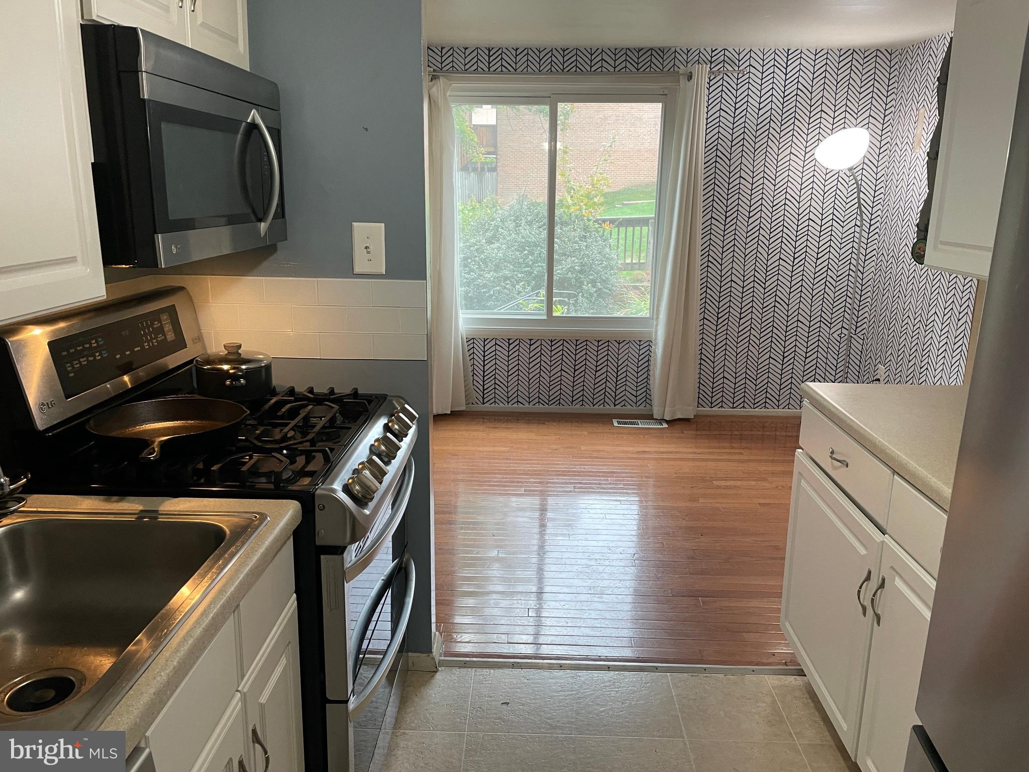 JEFFERS GLEN - Residential