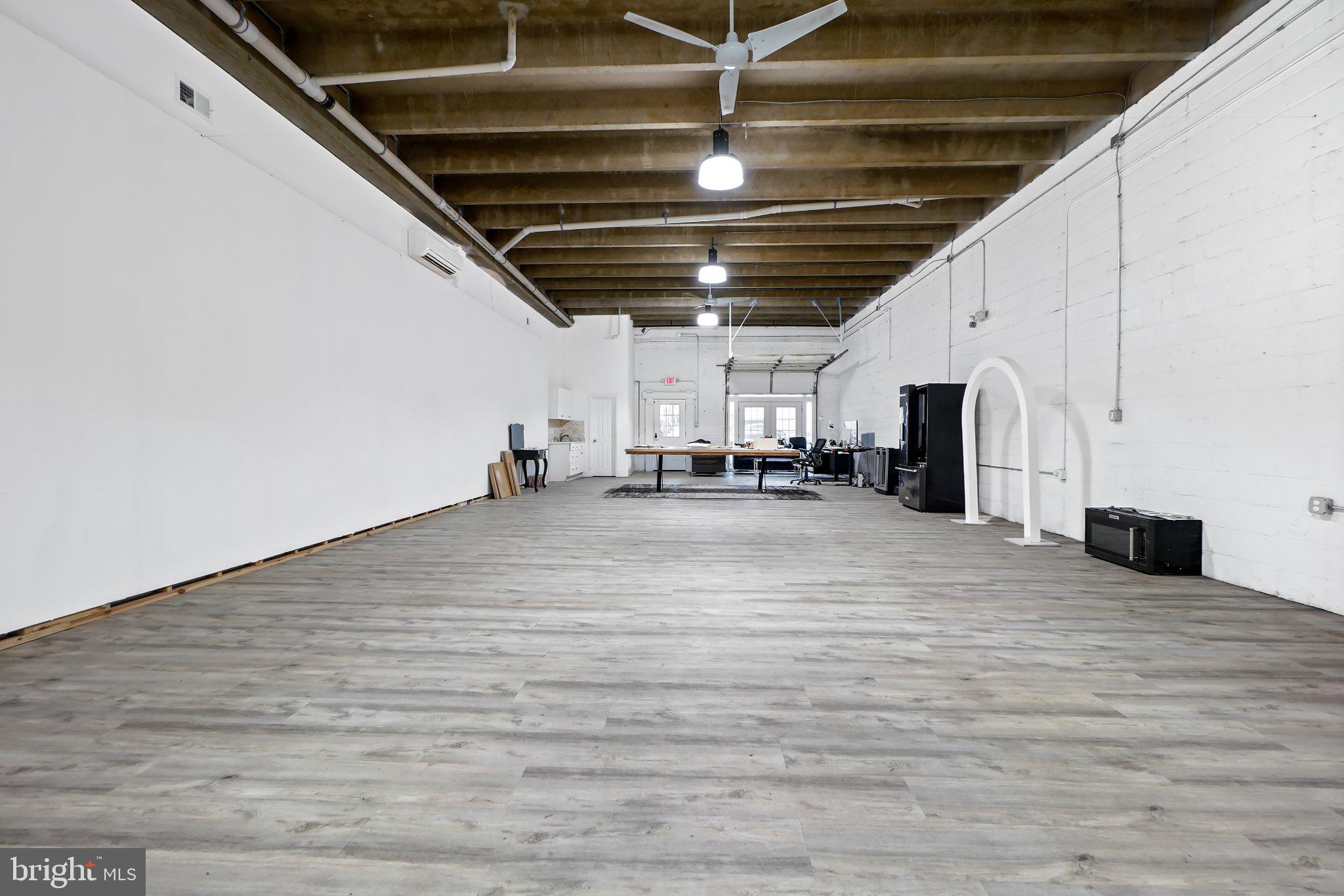 4217 HOWARD AVENUE B