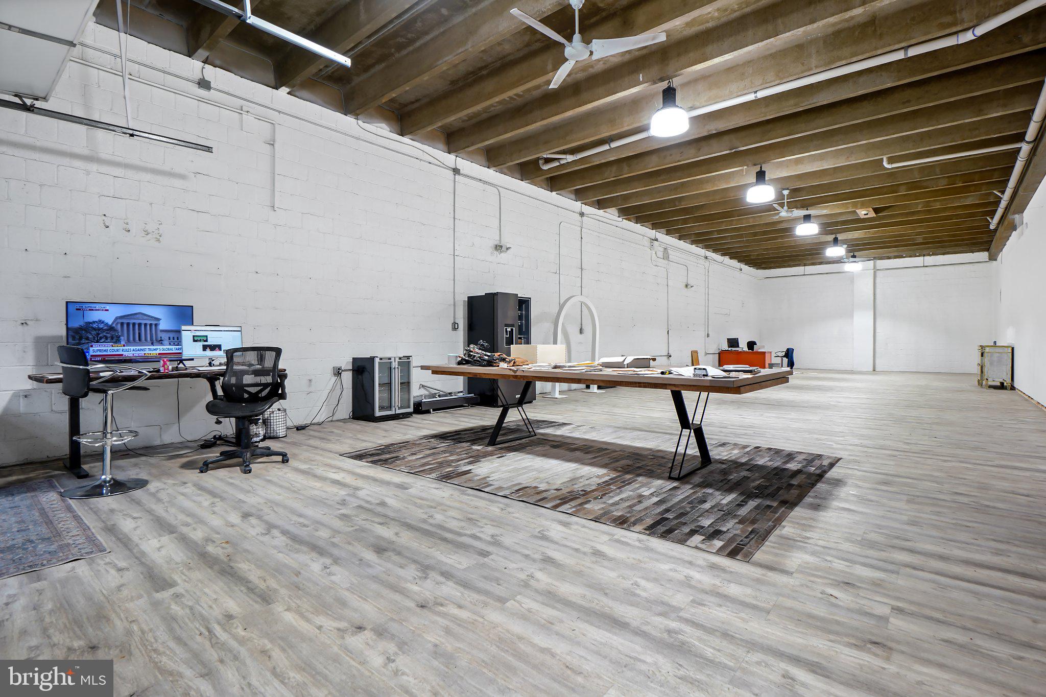 4217 HOWARD AVENUE B