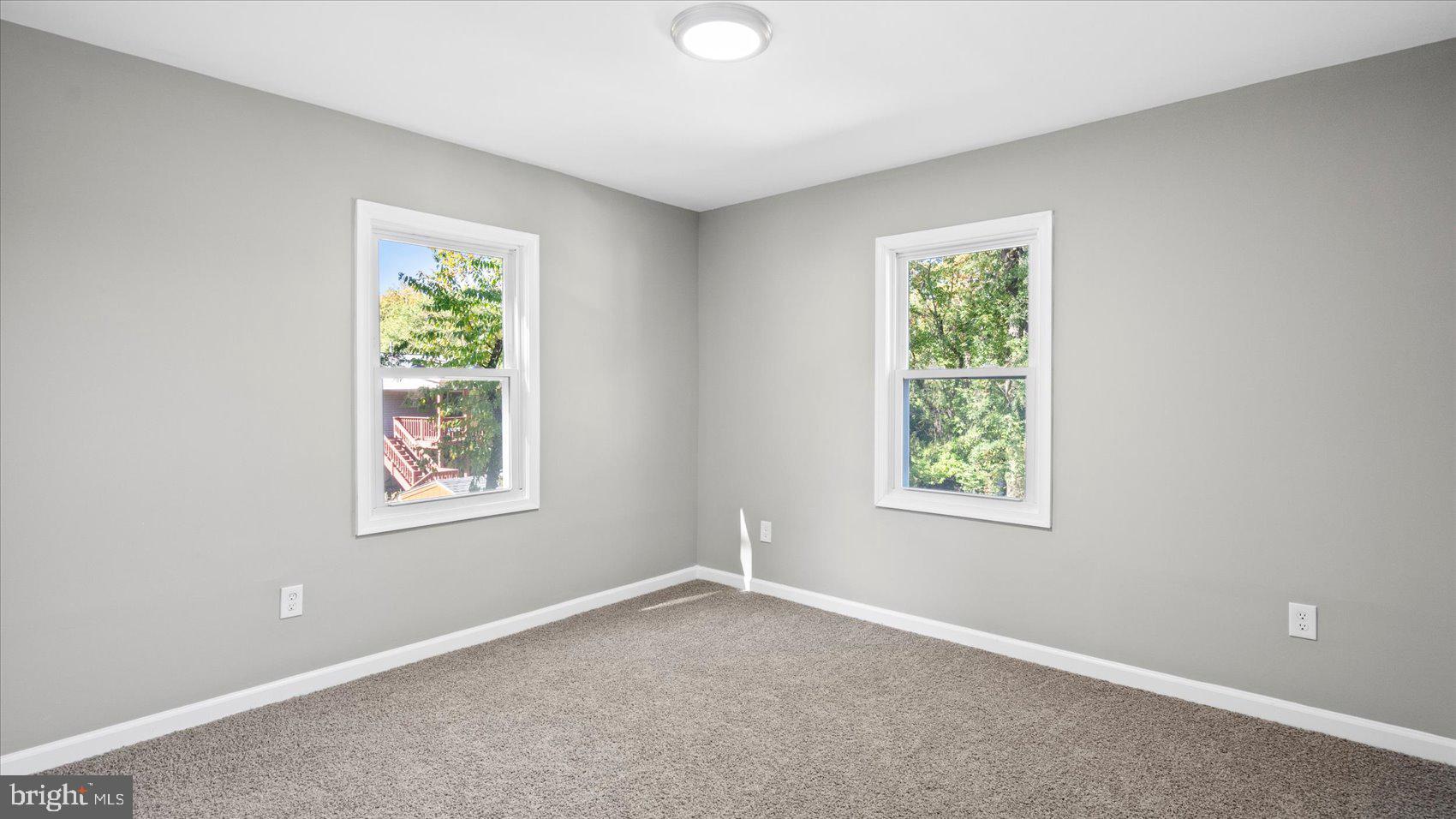 CATONSVILLE MANOR - Residential