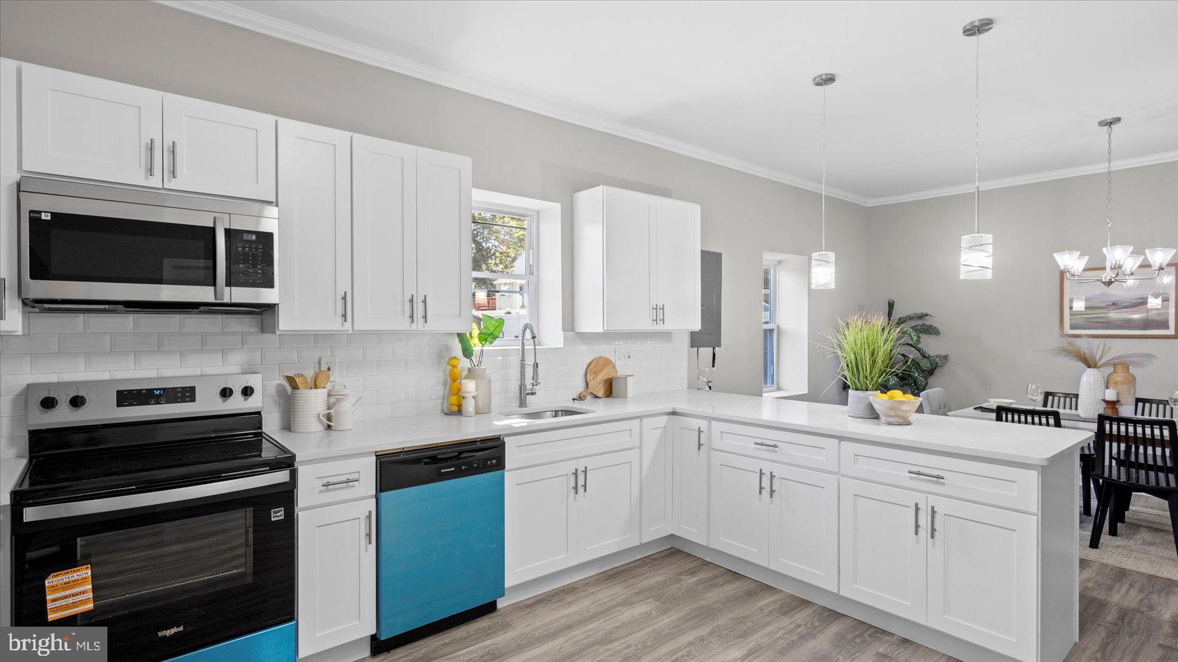 CATONSVILLE MANOR - Residential