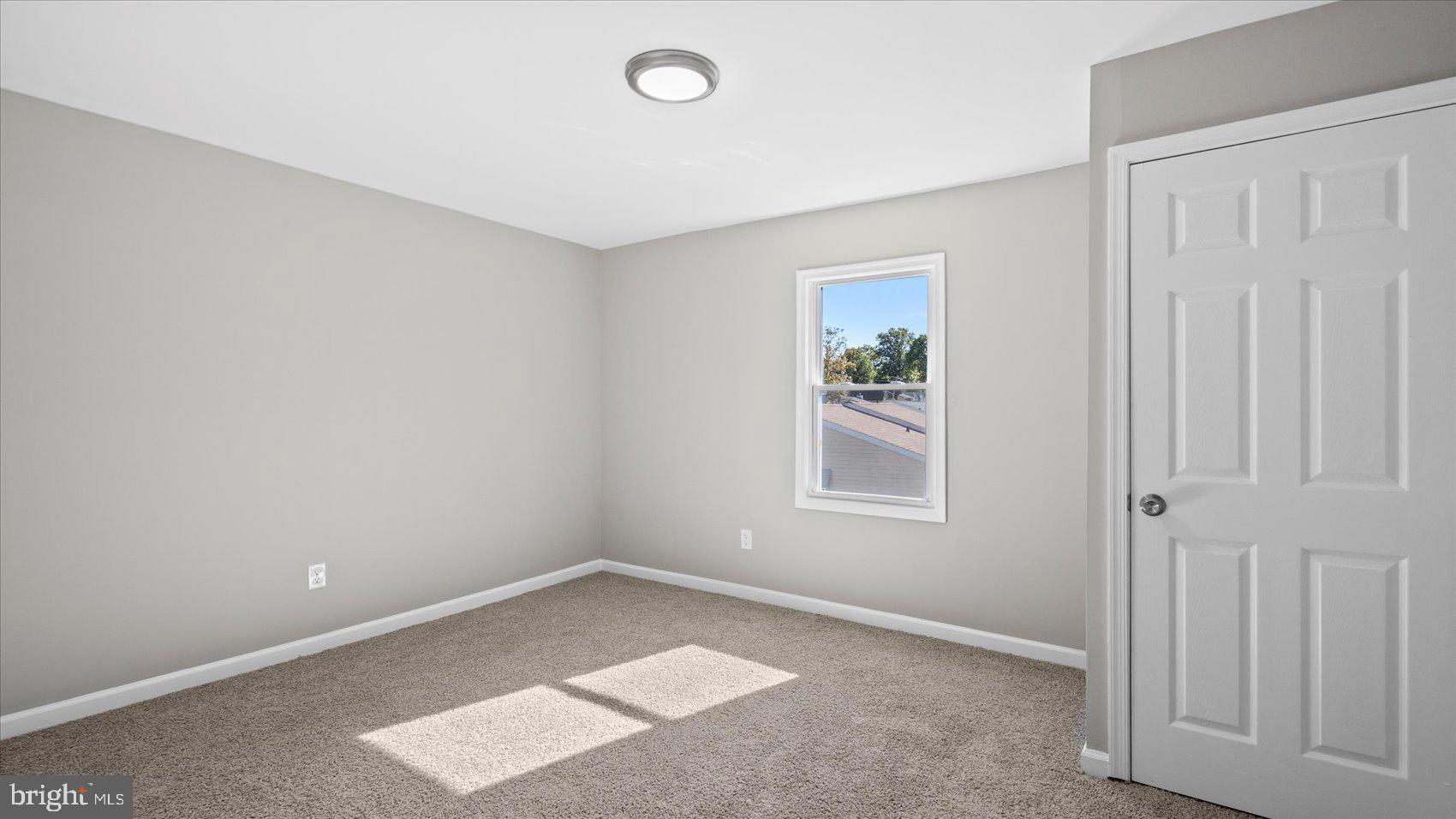 CATONSVILLE MANOR - Residential