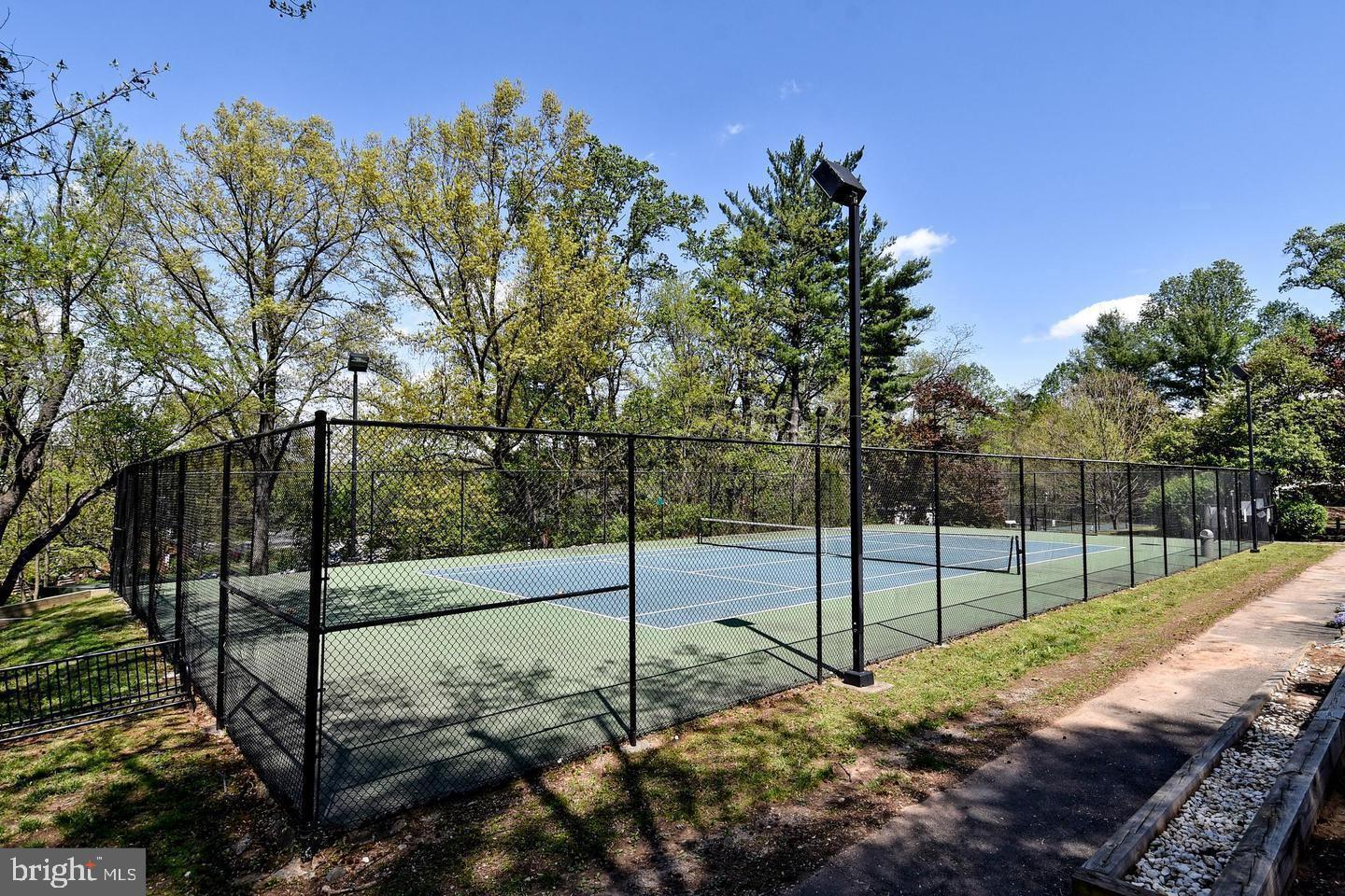 PARKFAIRFAX - Residential