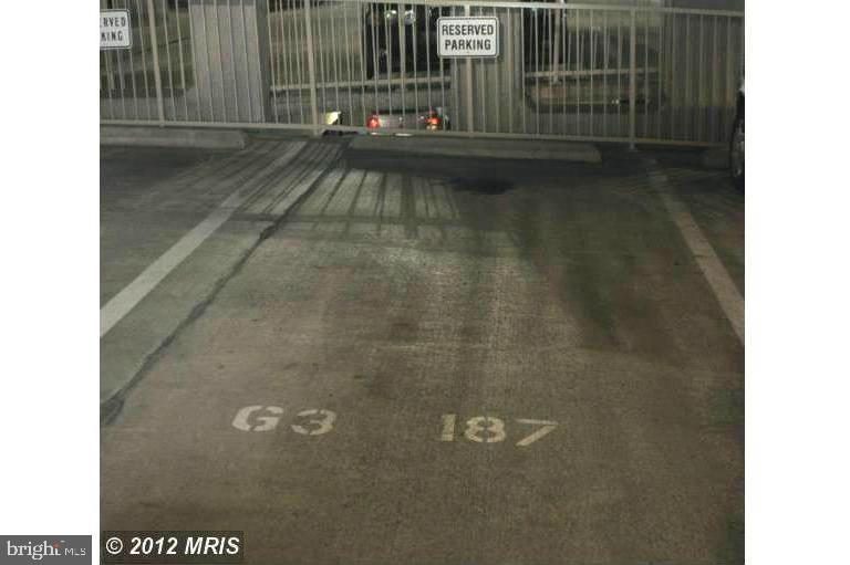 MARQUIS AT VIENNA STATION - Residential