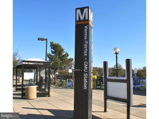 MARQUIS AT VIENNA STATION - Residential