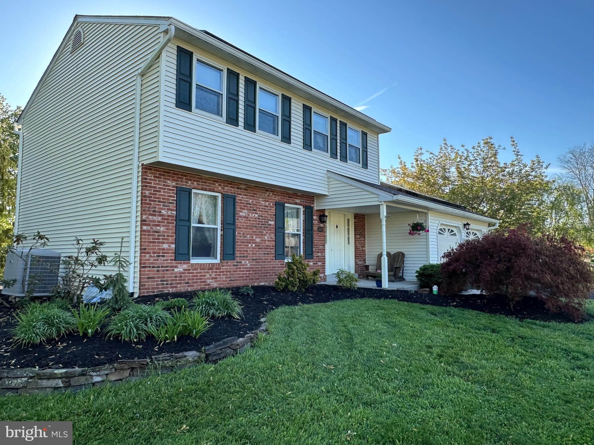 LEXINGTON FARMS - Residential