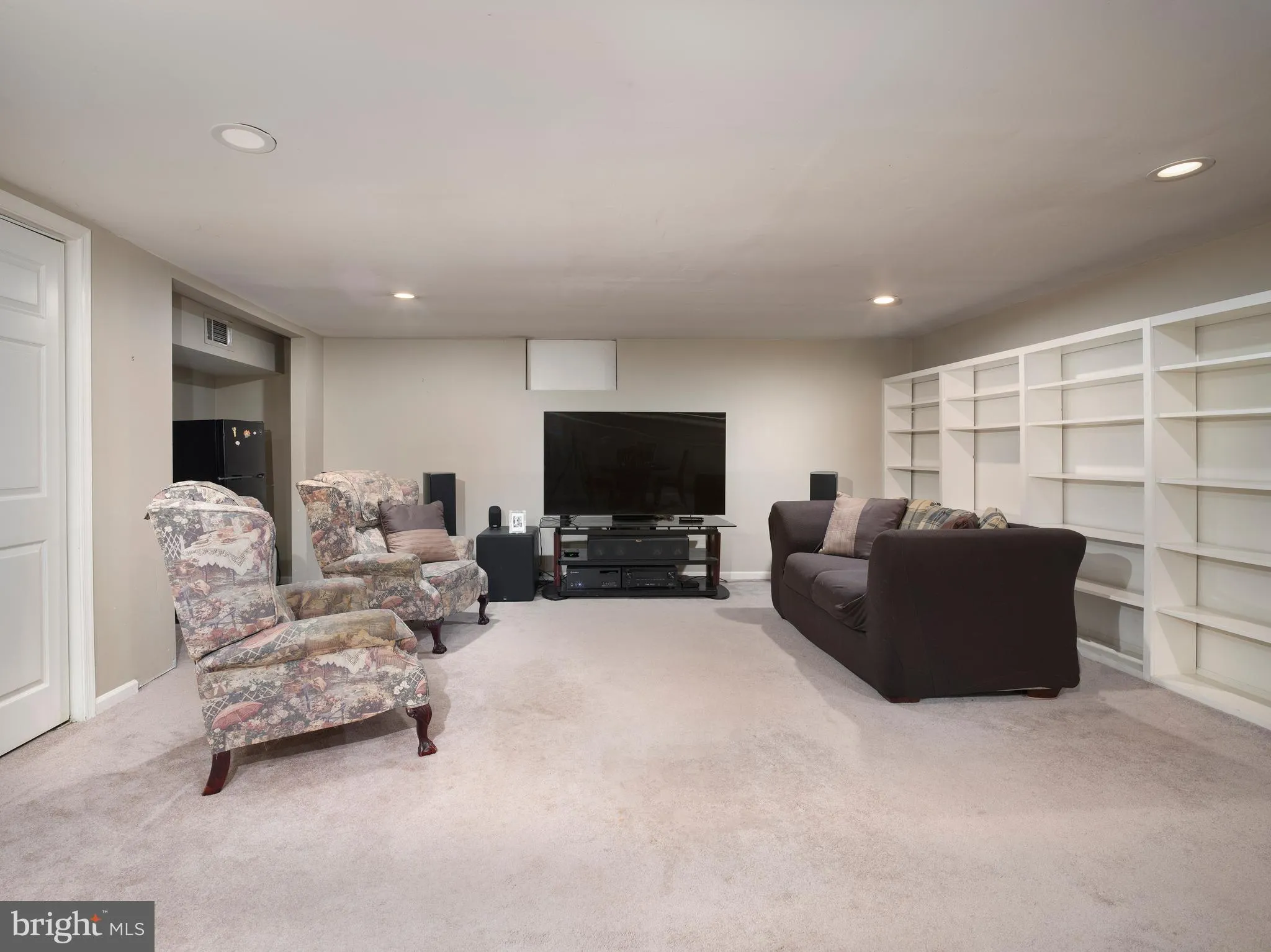 Chesterbrook, Pennsylvania 19087, United States, 2 Bedrooms Bedrooms, ,2 BathroomsBathrooms,Residential,Active,127990