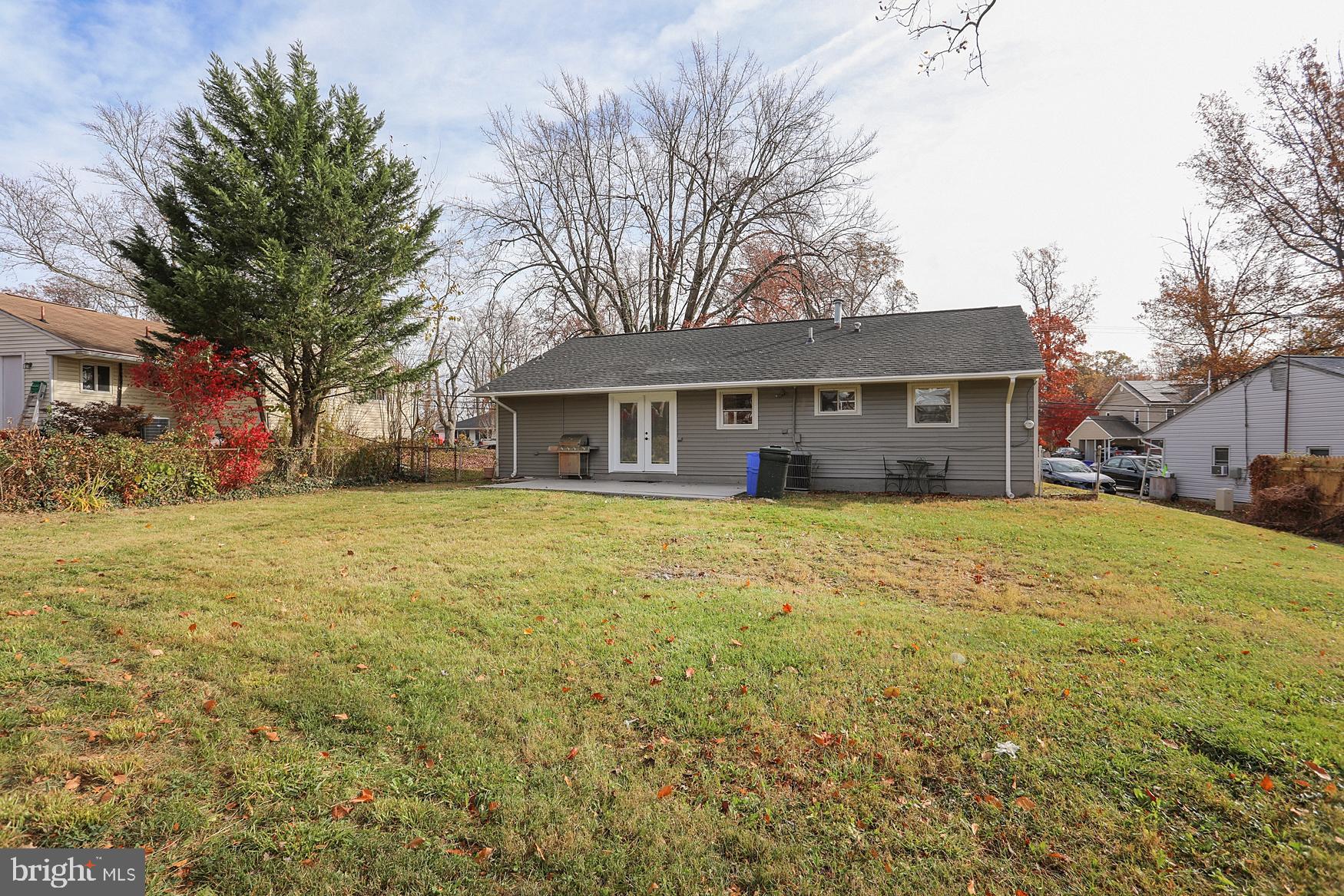 WHEATON WOODS - Residential Lease