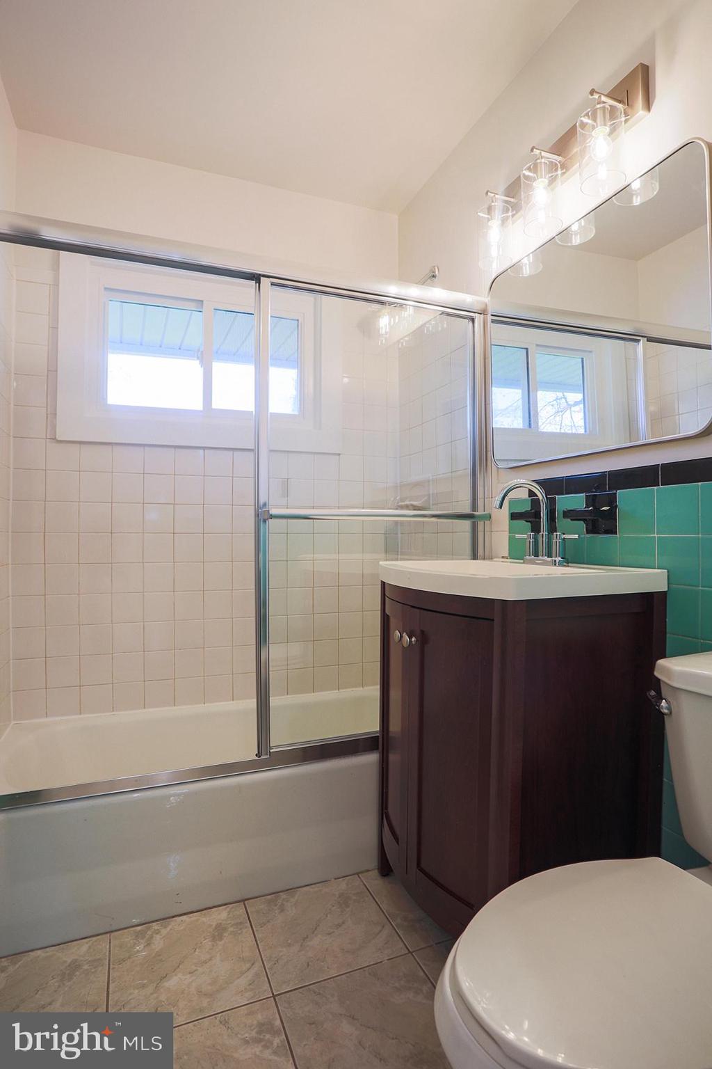 WHEATON WOODS - Residential Lease