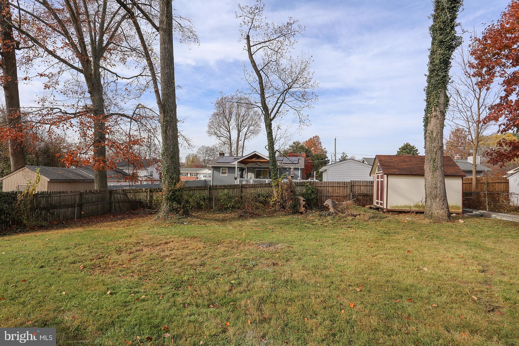 WHEATON WOODS - Residential Lease