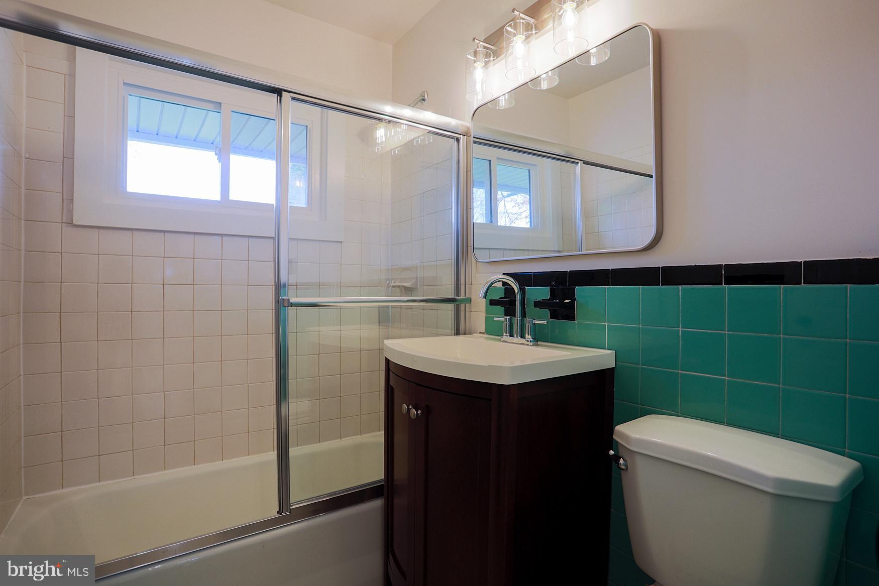 WHEATON WOODS - Residential Lease