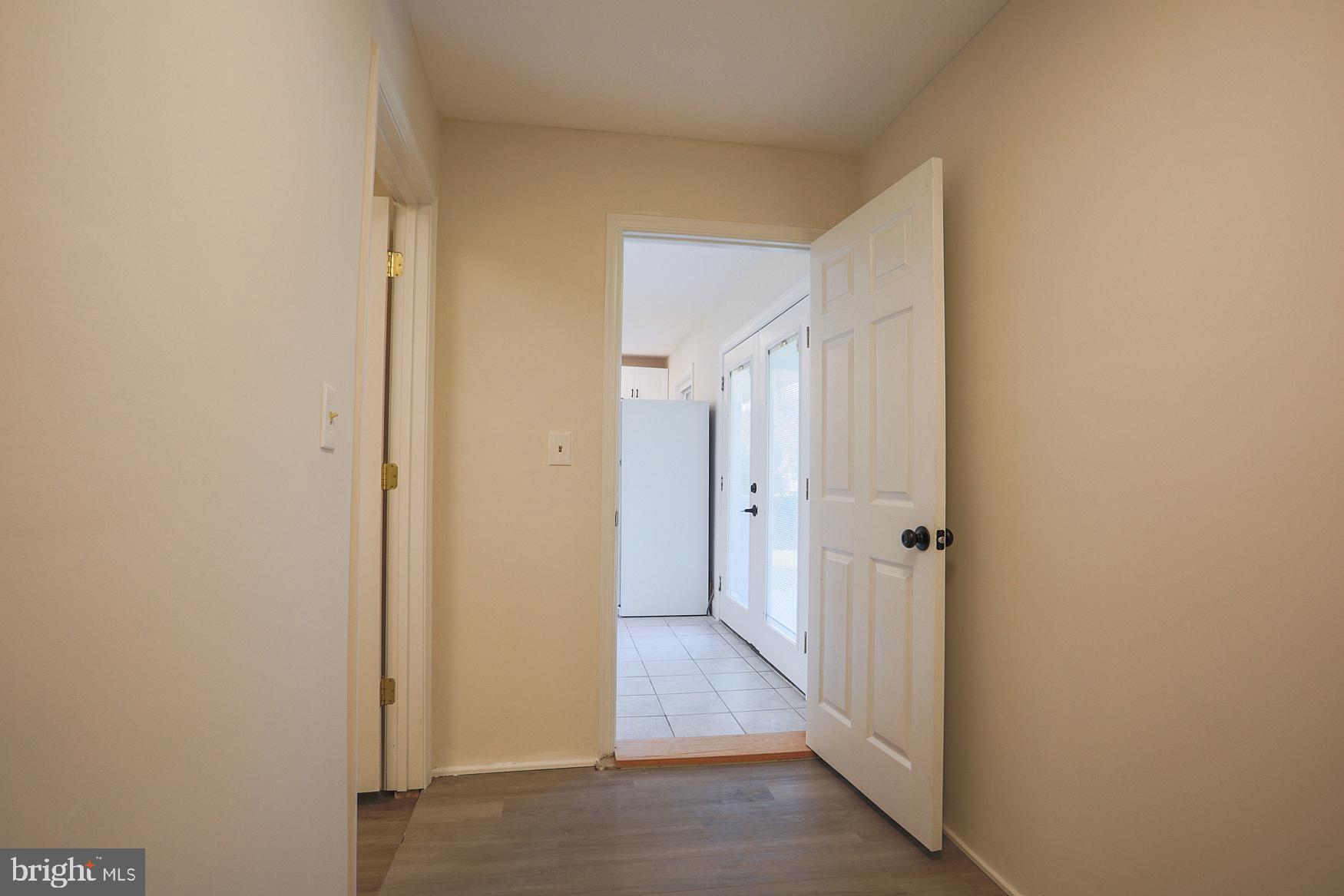 WHEATON WOODS - Residential Lease