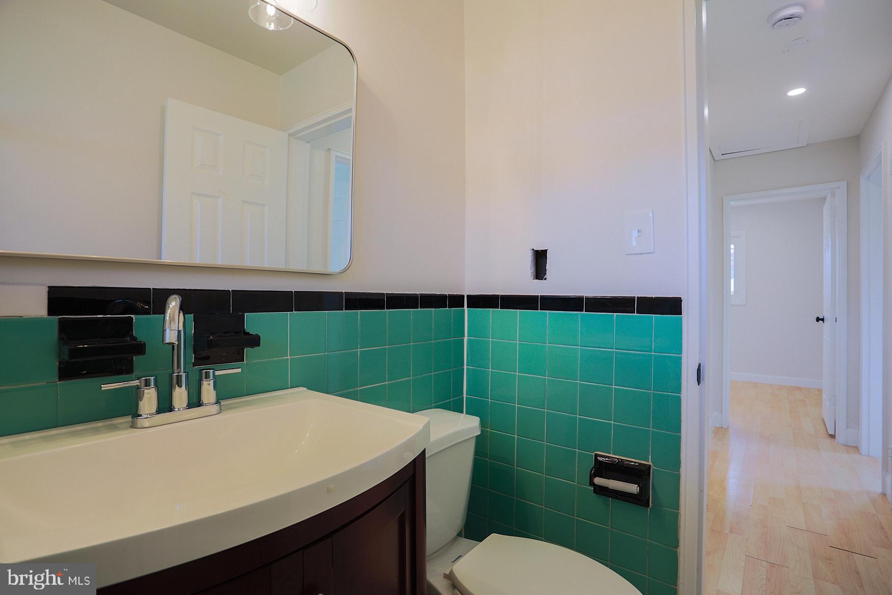 WHEATON WOODS - Residential Lease