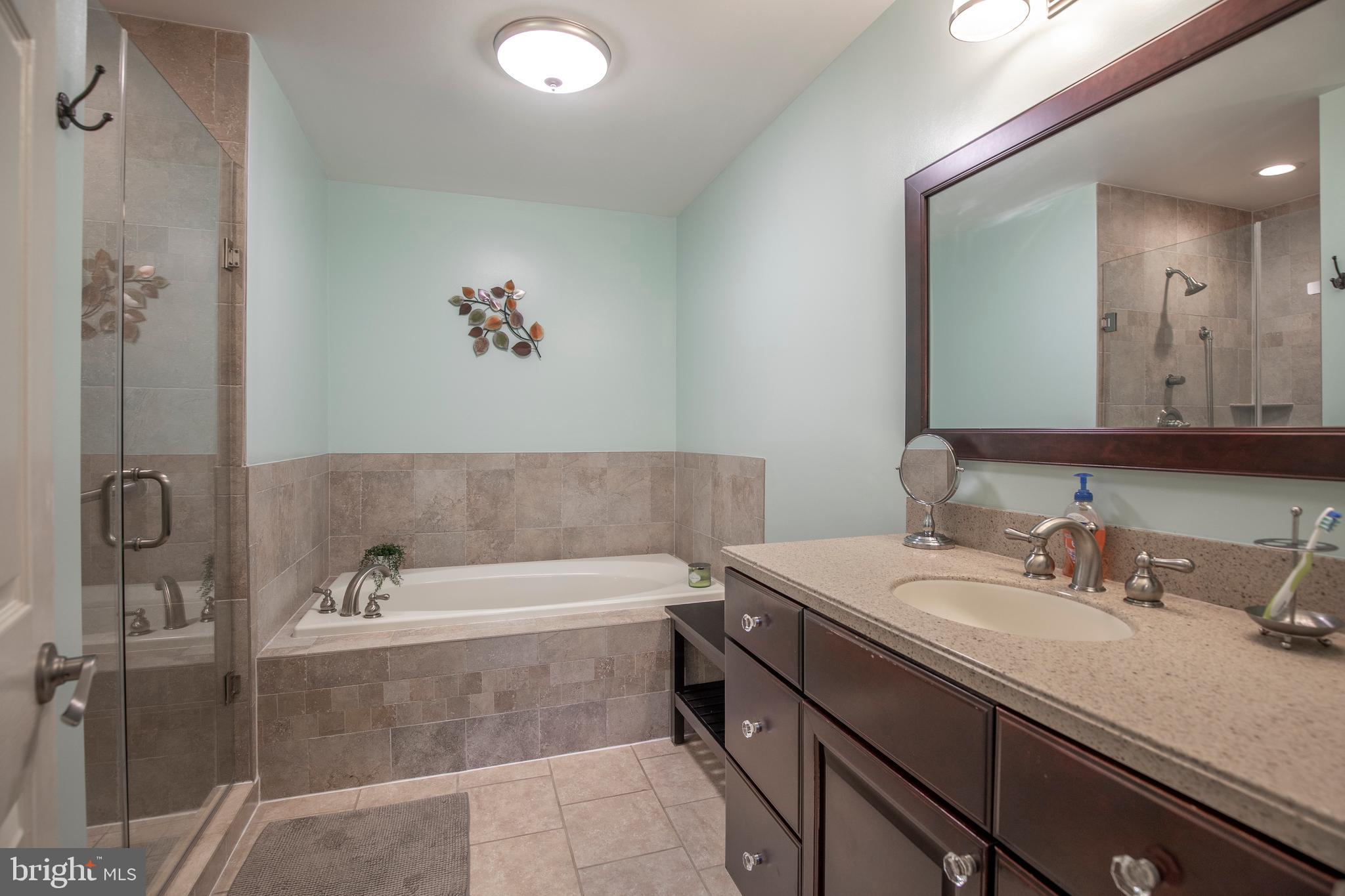 HERITAGE HILLS - Residential