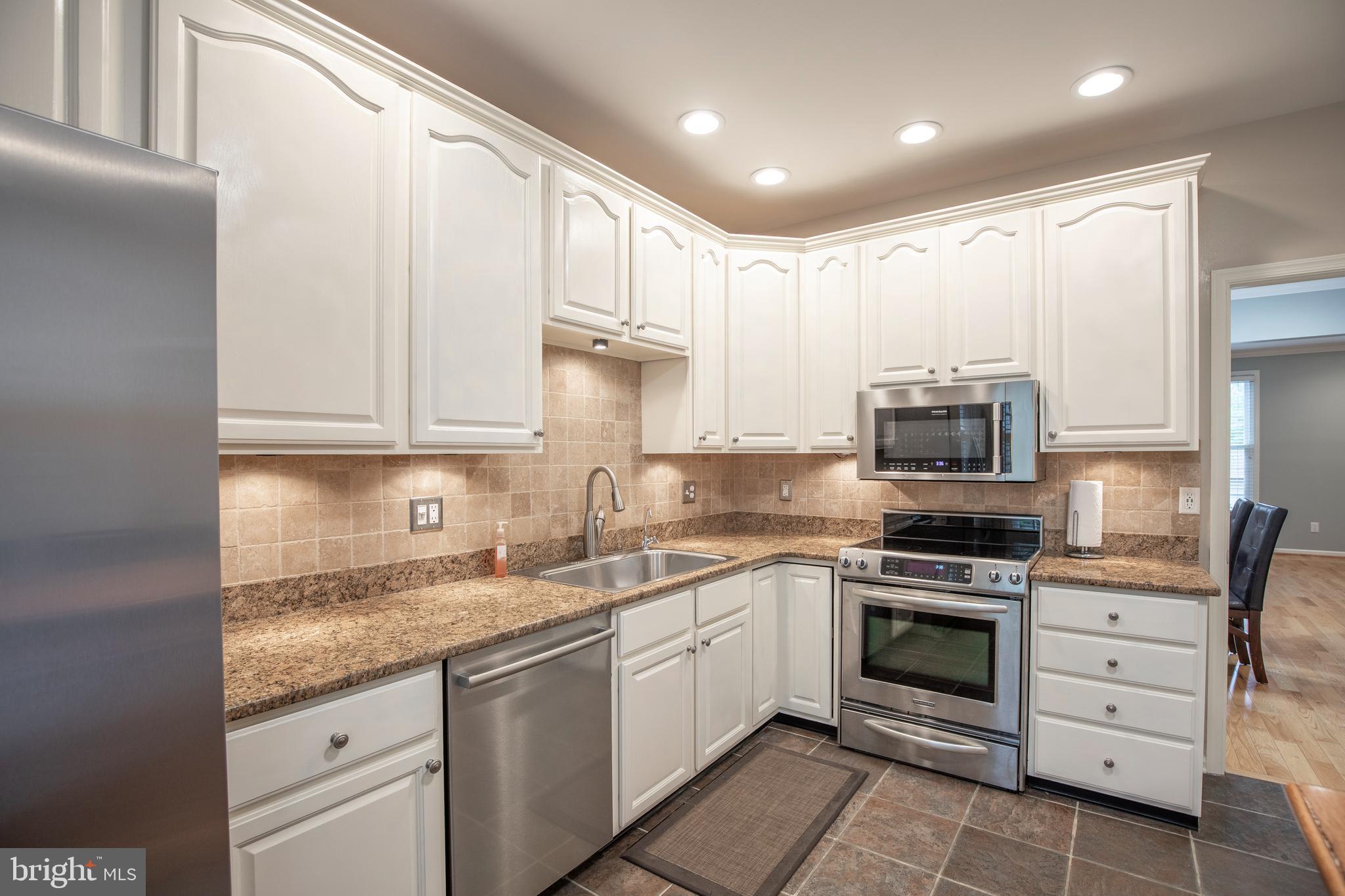 HERITAGE HILLS - Residential