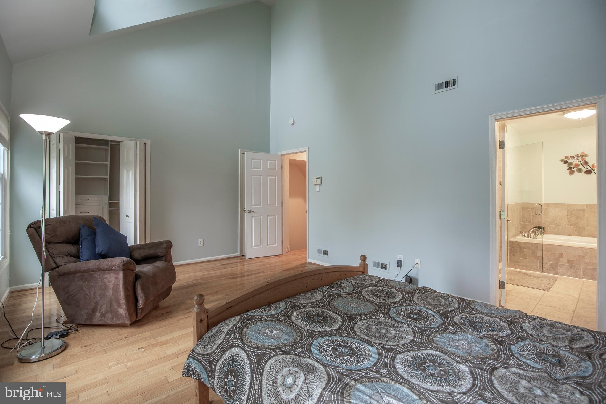 HERITAGE HILLS - Residential