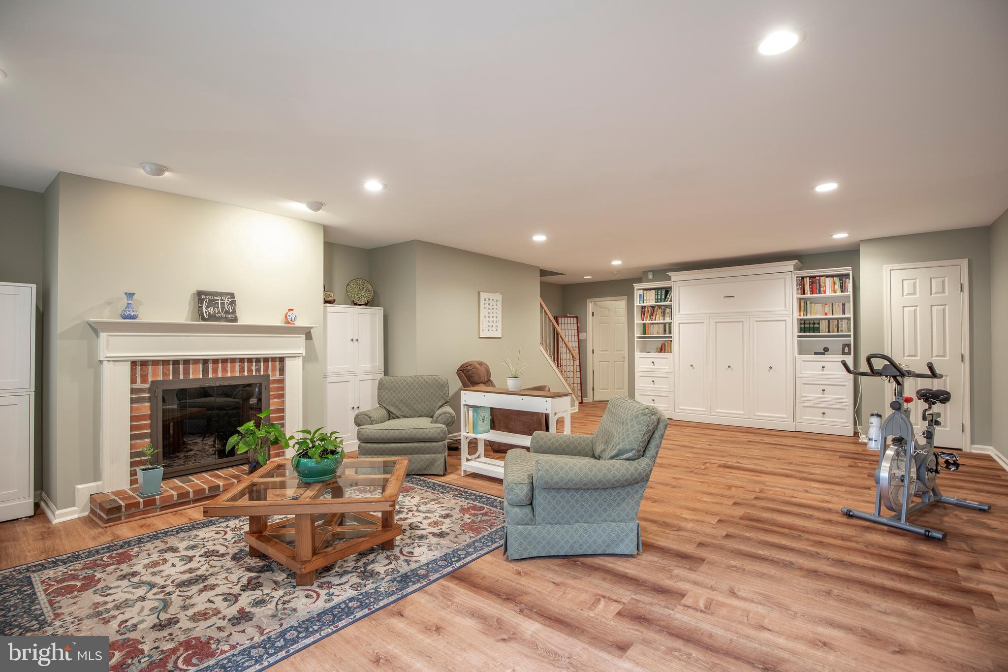 HERITAGE HILLS - Residential